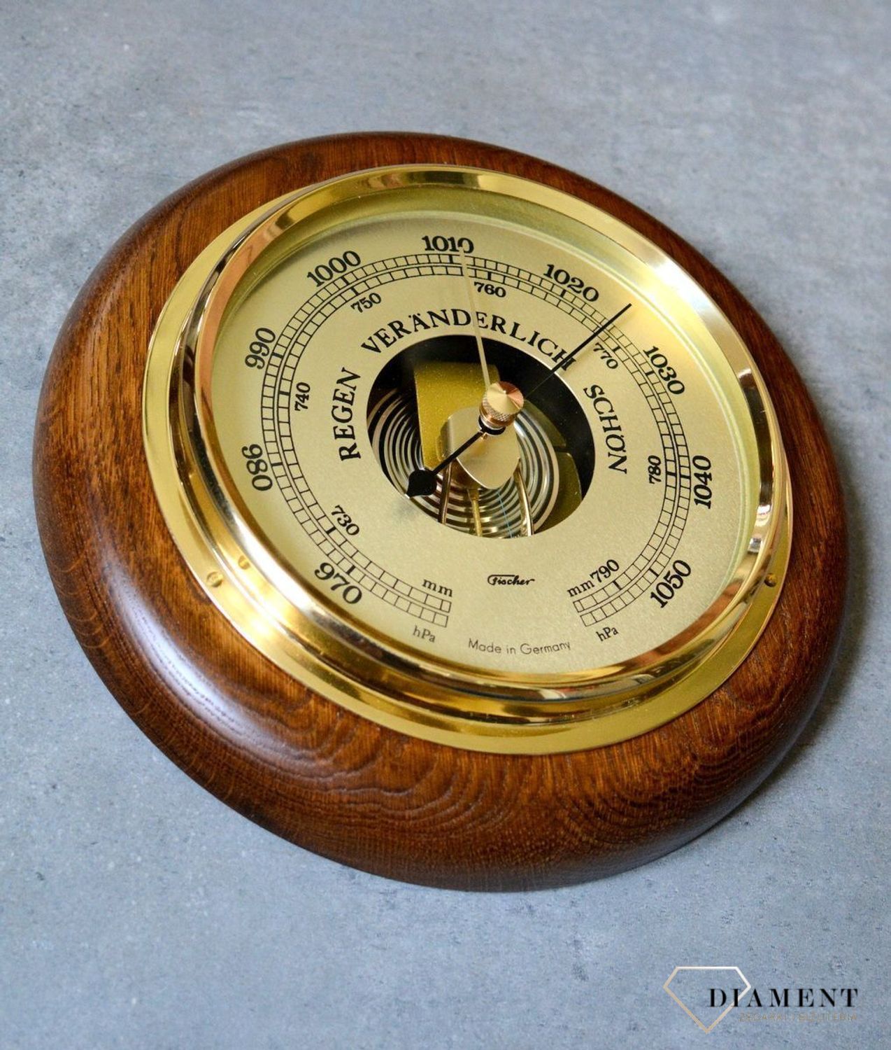 Drewniana stacja pogody BAROMETR240 Efektowna pod względem wyglądu i wykonania stacja pogody. Okrągły barometr pokojowy do powieszenia wewnątrz budynków.  (3).JPG