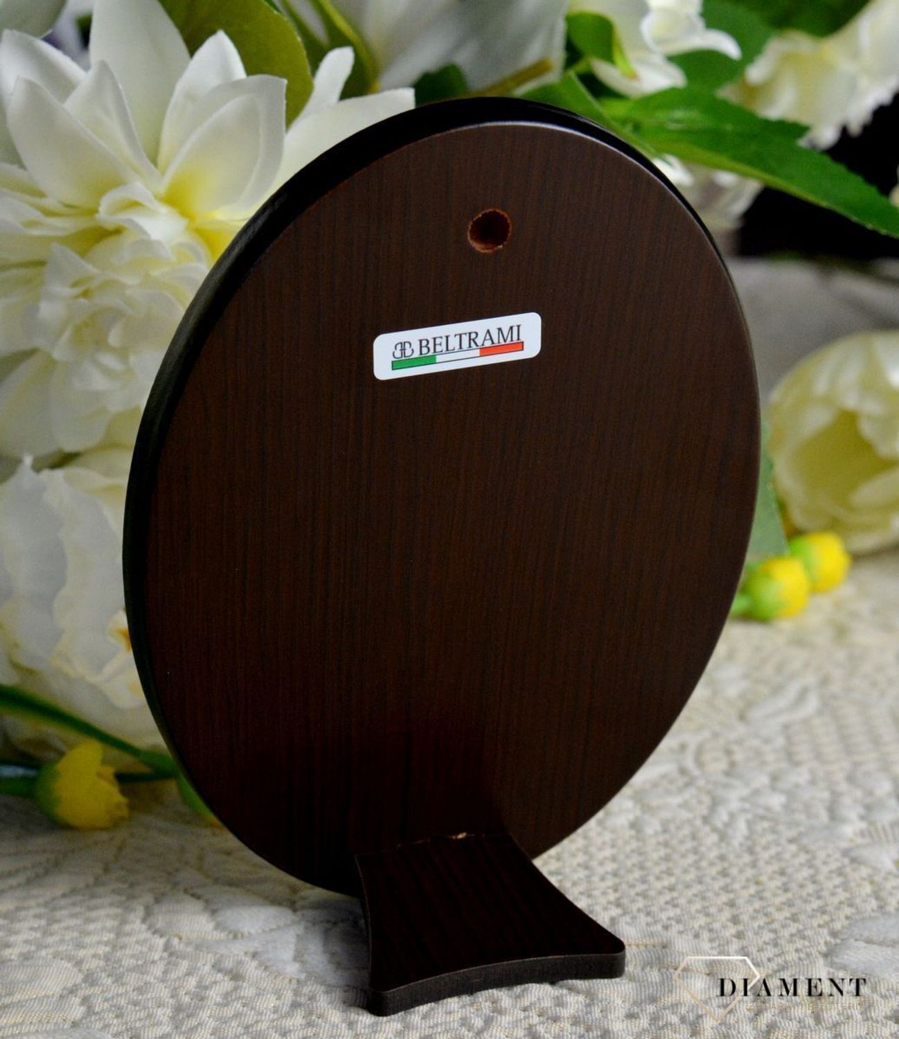 Piękny, obrazek srebrny z wizerunkiem Matki Boskiej z dzieciątkiem. Idealny prezent na ślub, rocznicę zawarcia sakramentu małżeństwa, chrzest. Wykonany z ogromnym kunsztem, dokładnością o.jpg