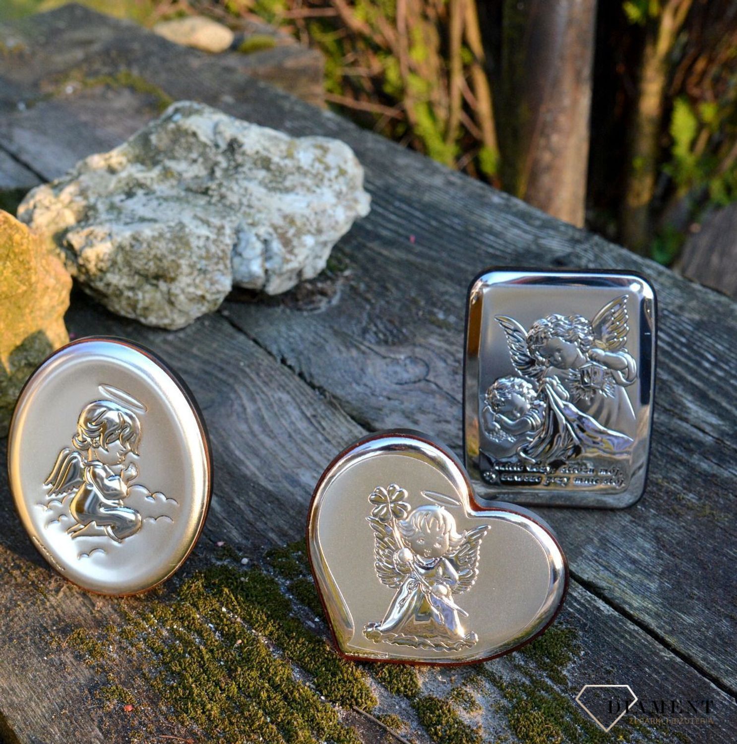 Piękny obrazek srebrny w kształcie serca, Aniołek z koniczynką, Pamiątka na Chrzest BC64471.jpg