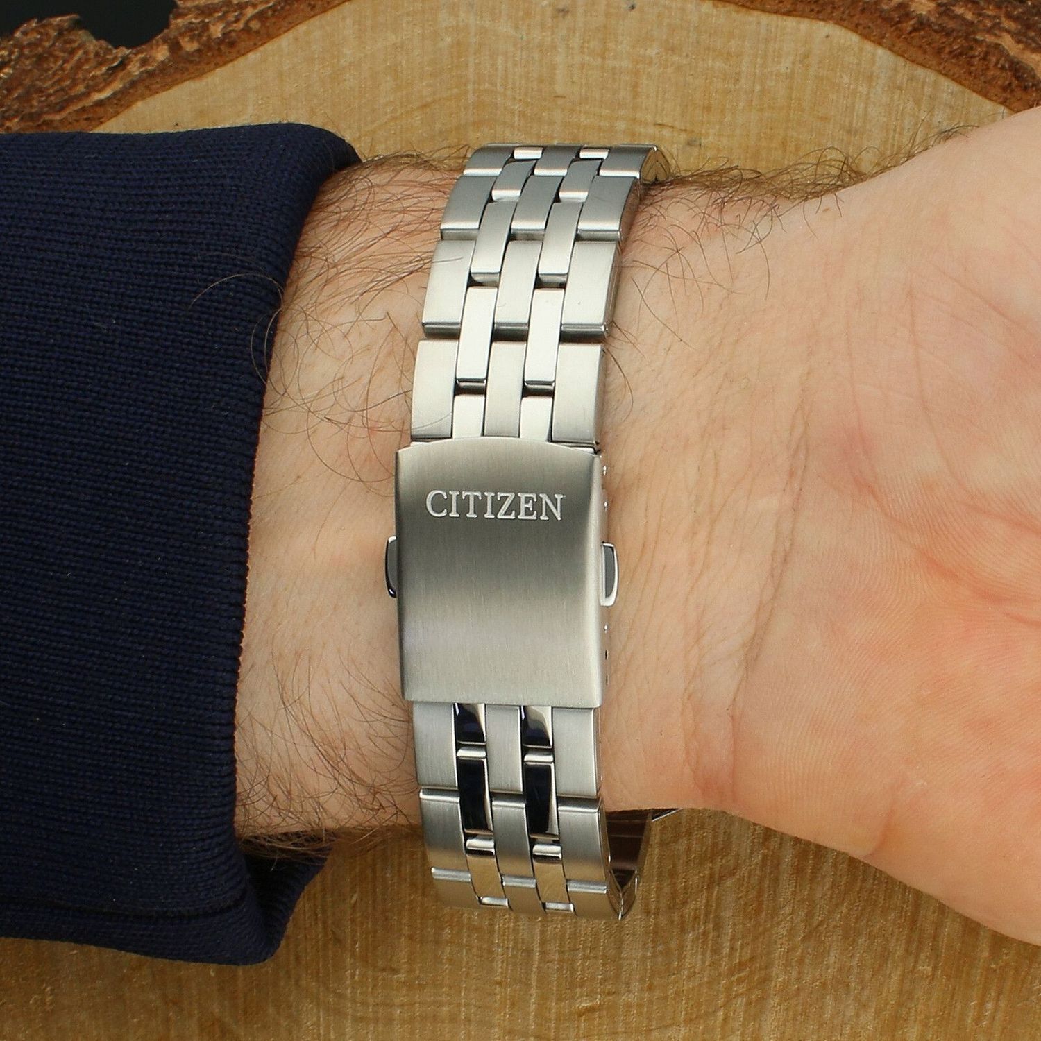 Zegarek męski Citizen na bransolecie z czarną tarczą Classic BF2011-51E Autoryzowany sklep. ✓.jpg