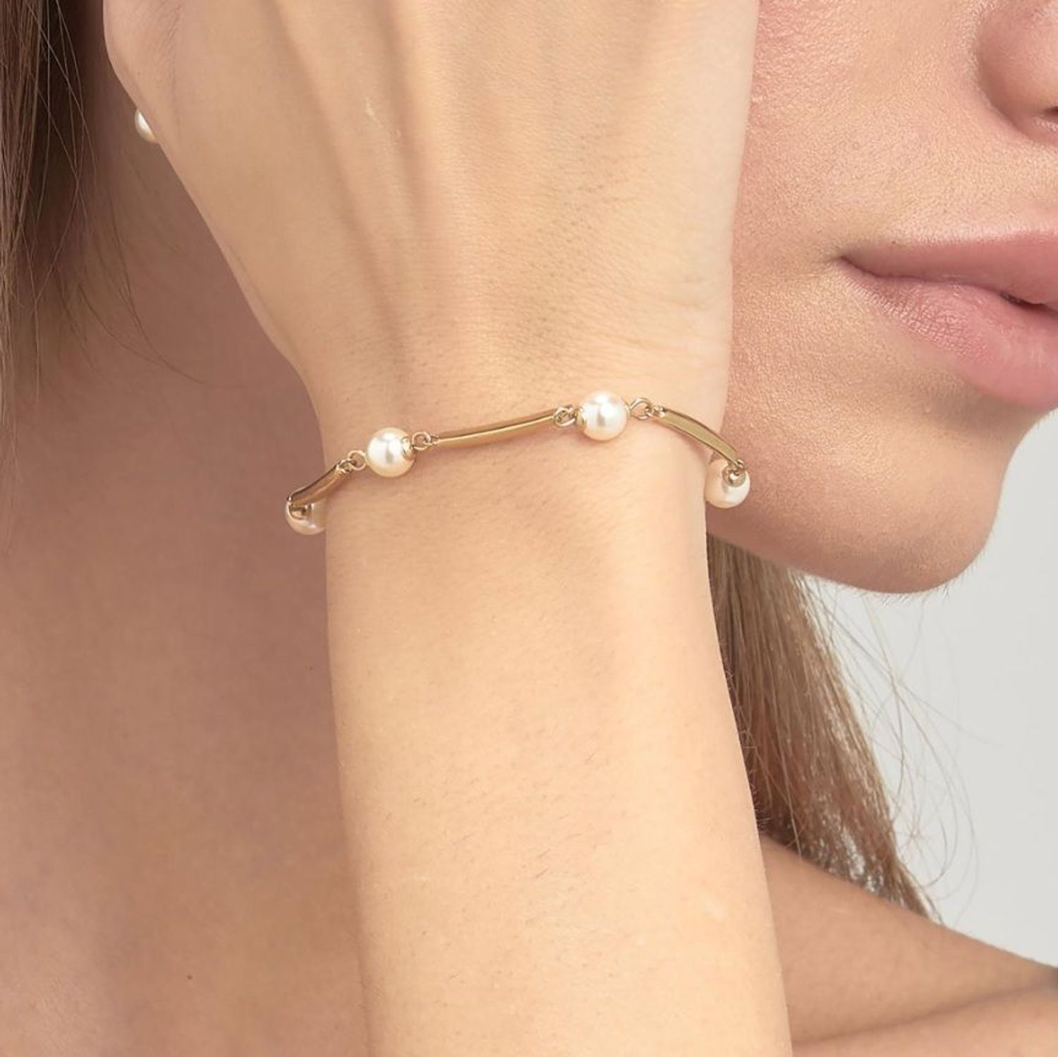 Bransoletka Brosway Affinity BFF165 – Elegancja z Perłowymi Koralikami.jpg