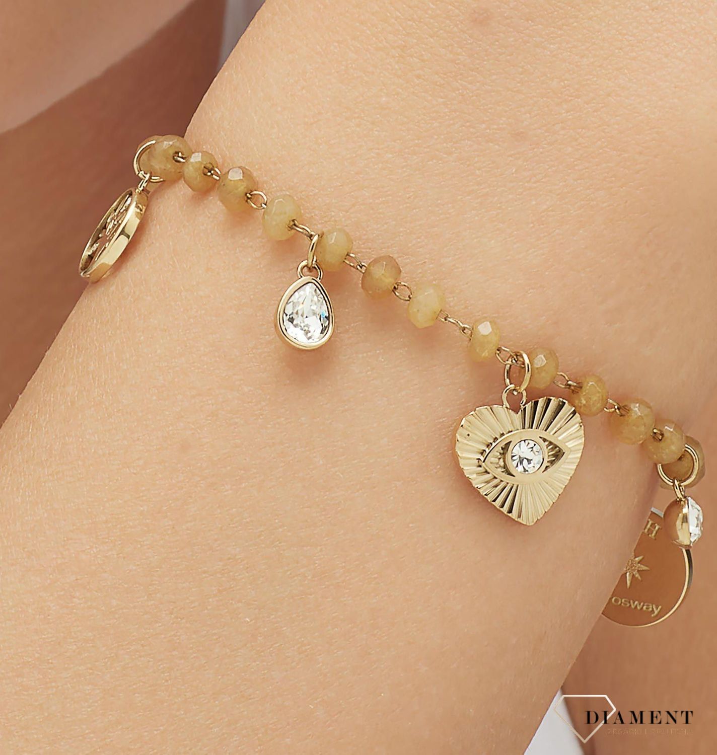 Bransoletka damska stalowa BROSWAY '' Chakra Love'' BHKB132 💎 Bransoletka wykonana ze stali w kolorze złotym 💎 Bransoletka z chalcedonem w kolorze miodowym, zawieszkami w kształcie serca, drzewem życia, grawerowanym meda (4).jpg