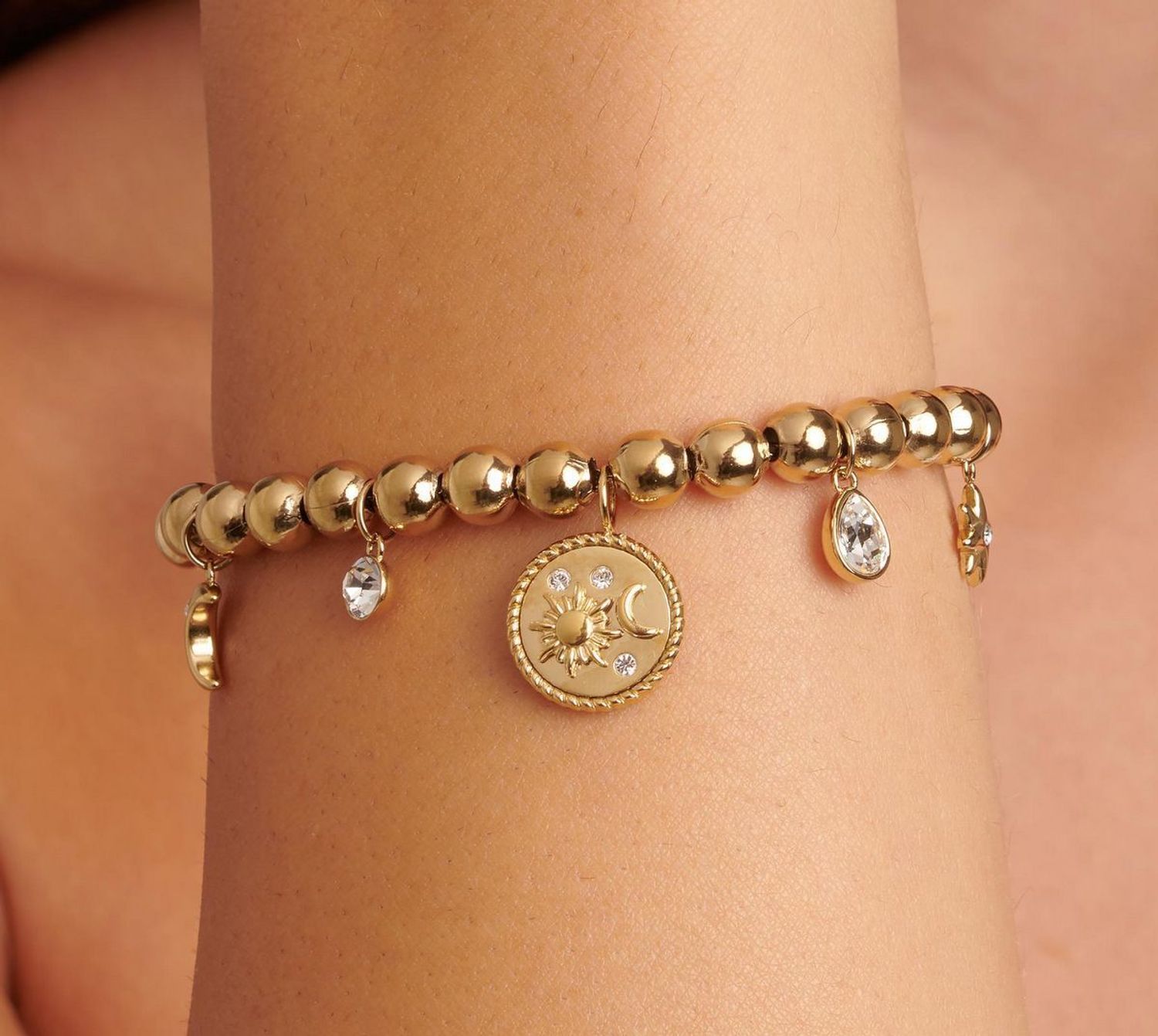 Bransoletka damska stalowa Brosway Chakra z zawieszkami słońce i księżyc BHKB159.png