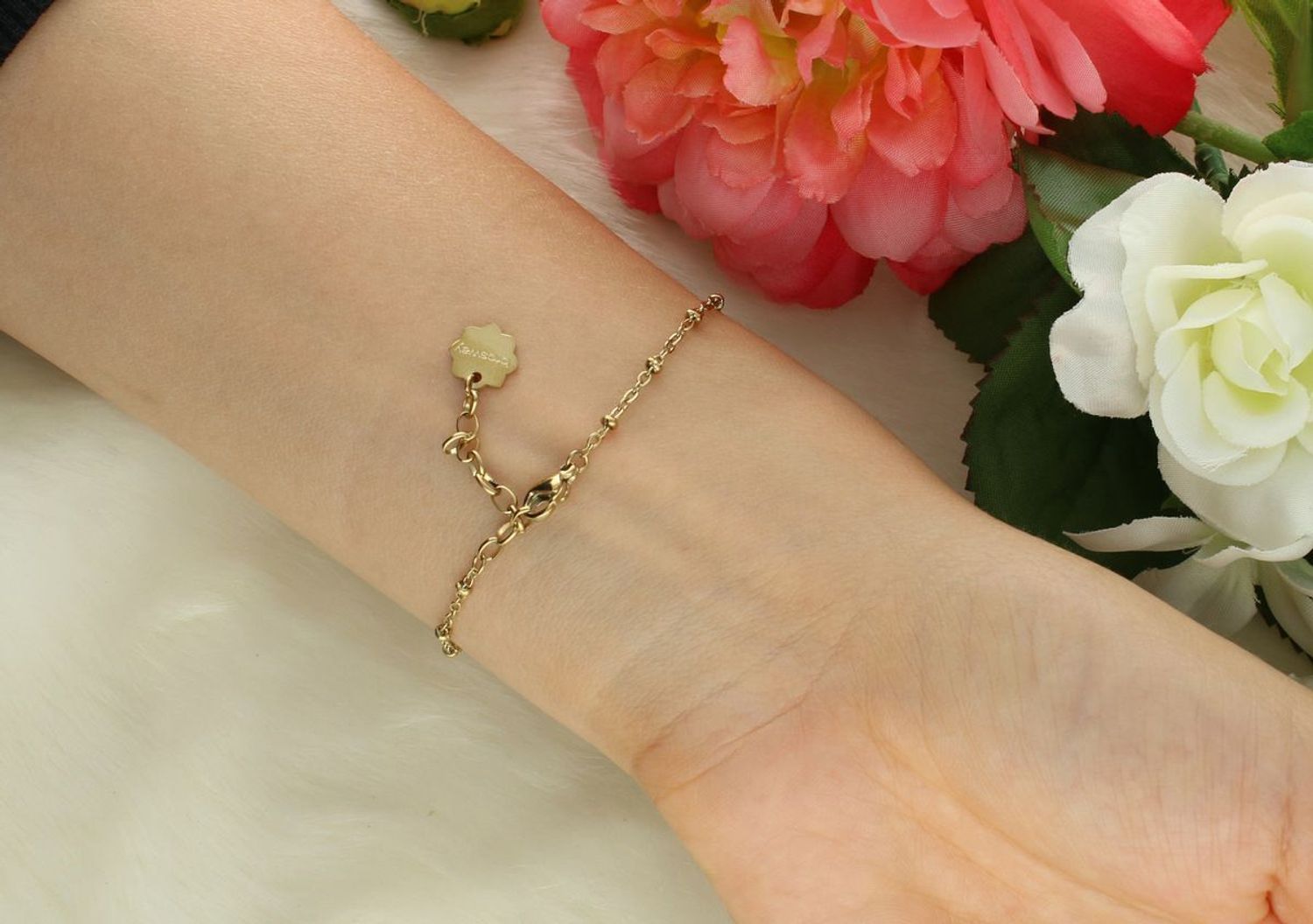 Bransoletka Brosway BHKB270 z kolekcji Chakra – stal chirurgiczna 316L, złoty PVD, drzewo życia i białe kryształy. Długość 19 cm. Idealna na prezent.1.jpg