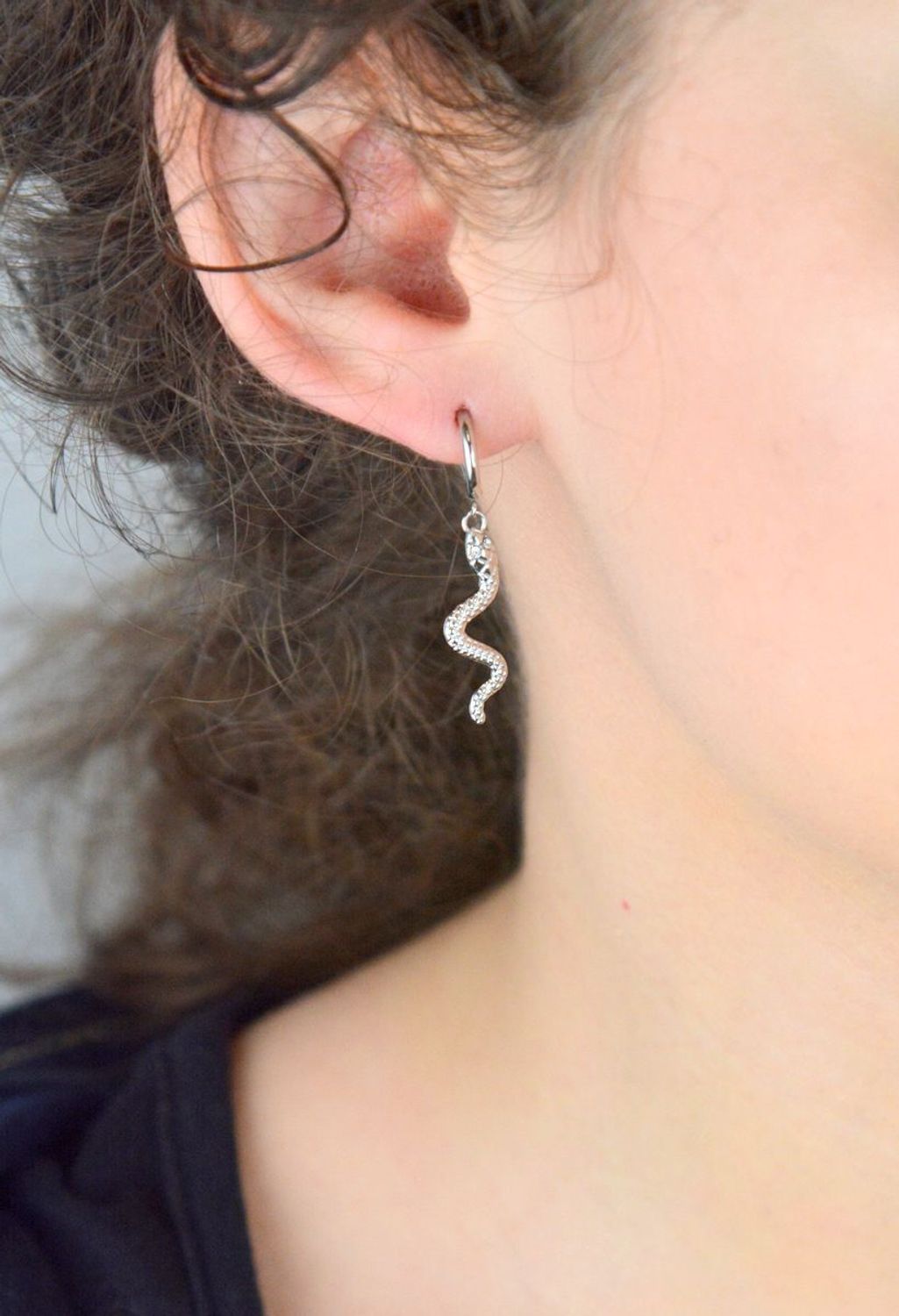 Kolczyki stalowe koła wiszące węże Brosway Chakra BHKE192..jpg