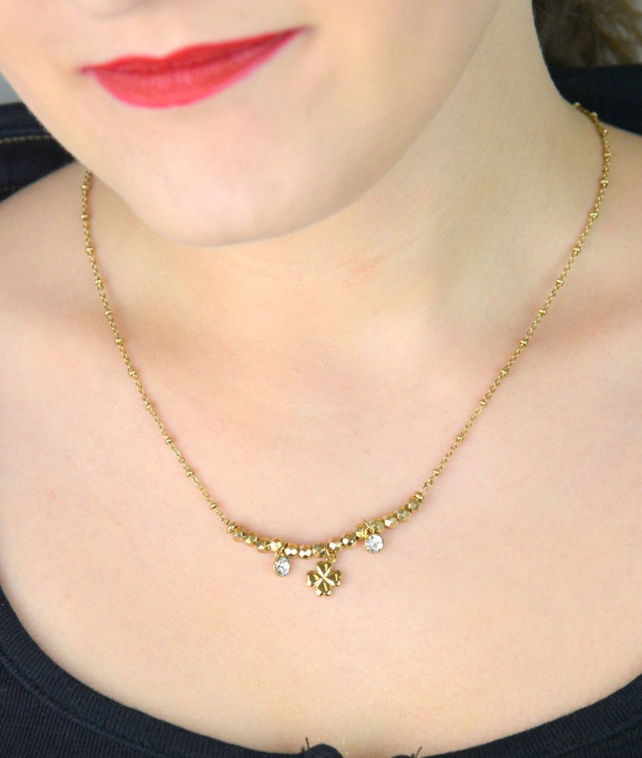 Złocony naszyjnik Brosway Chakra z czterolistną koniczyną i kryształami  Biżuteria stalowa 316L (1).jpg