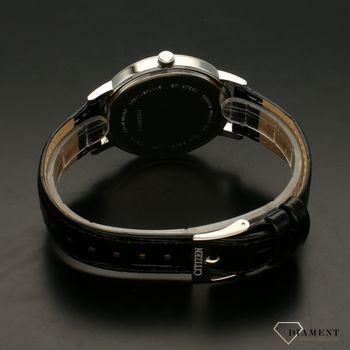 Zegarek męski  Citizen BI5070-06A na pasku skórzanym w czarnym kolorze z czytelnymi czarnymi cyframi na białej tarczy.  (4).jpg