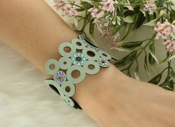 Bransoletka zielona z opalizującymi kryształami Swarovski Bubbles. Bransoletka Spark Swarovski Bubbles Paradise Shine Light Turquoise BKO1PGPSLTU będzie idealnie pasować 2.jpg
