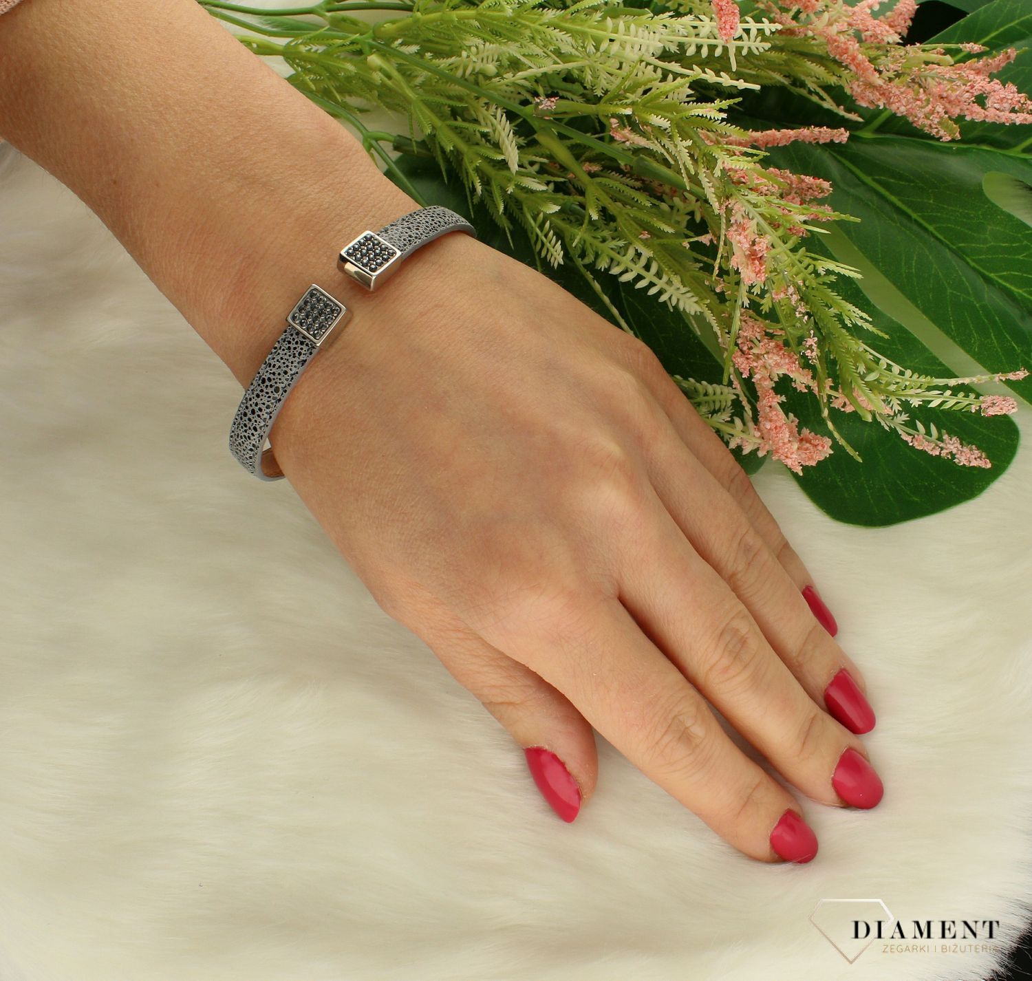 Bransoletka Spark Svarovski skórzana z wybiciami i kryształkami Sliver Night BLEFM4GR.jpg