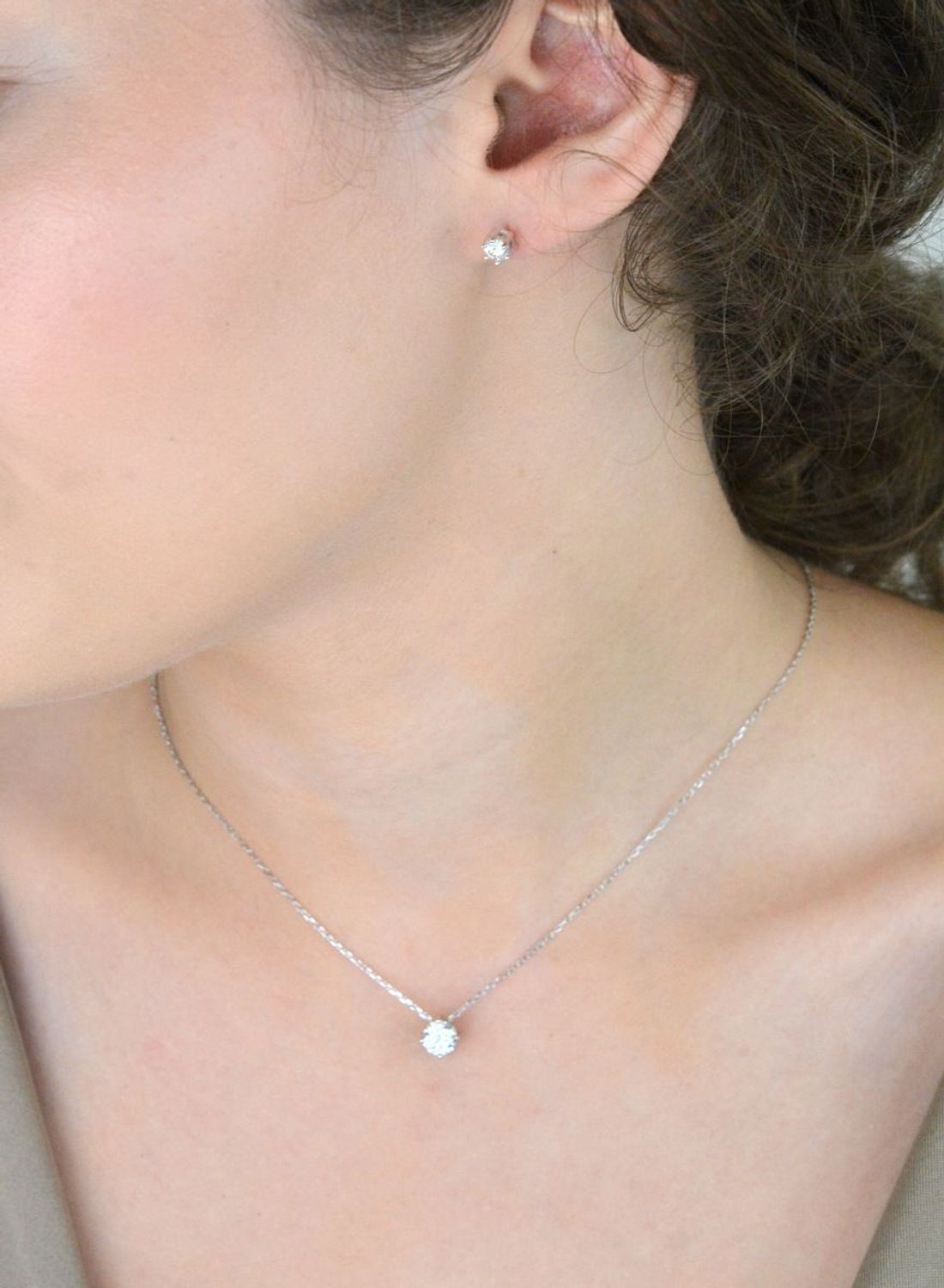 Kolczyki srebrne z moissanitem 0,30 ct – model BMCE049-4  Brizzling Jewels.jpg