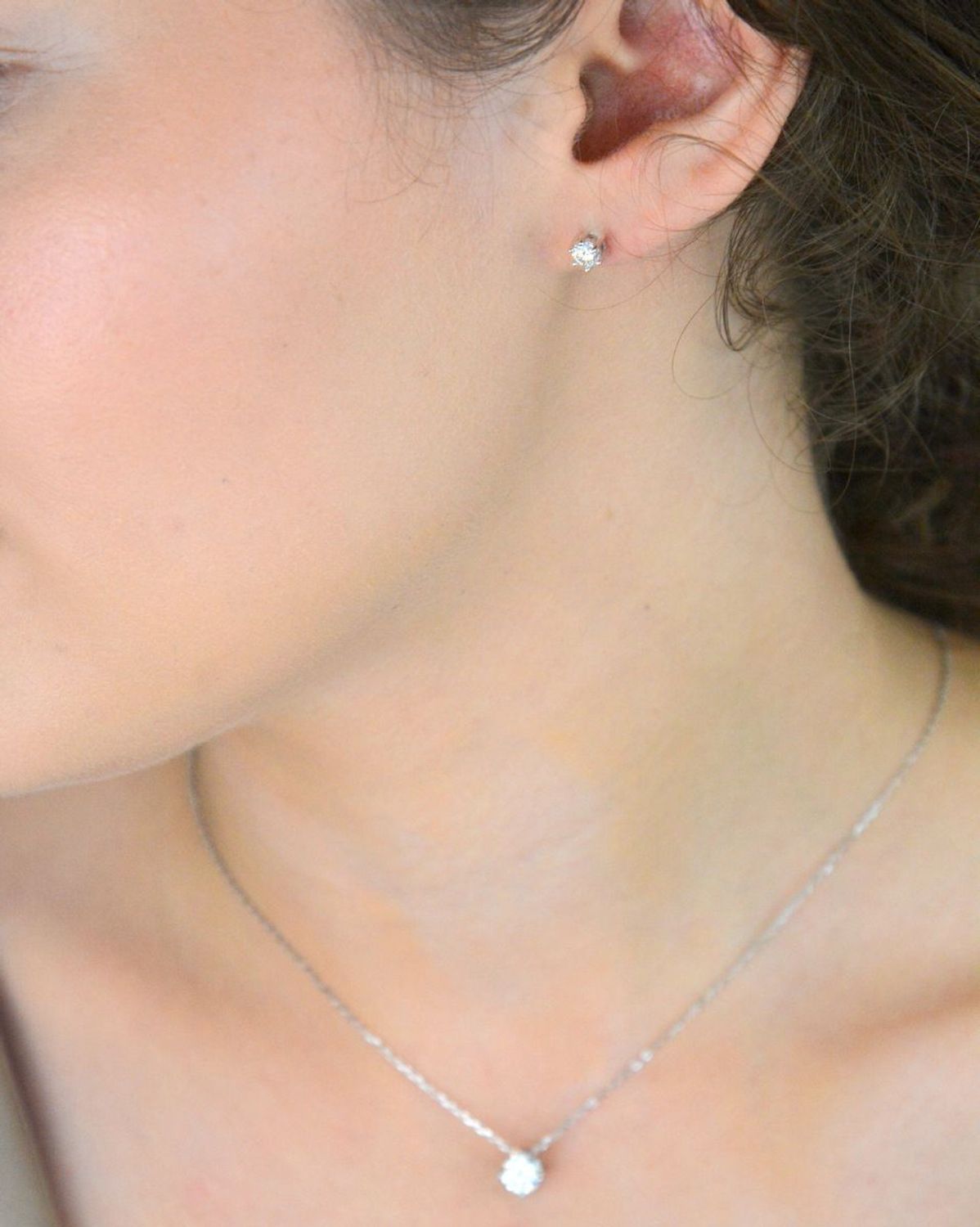 Kolczyki srebrne z moissanitem 0,30 ct – model BMCE049-4  Brizzling Jewels.jpg