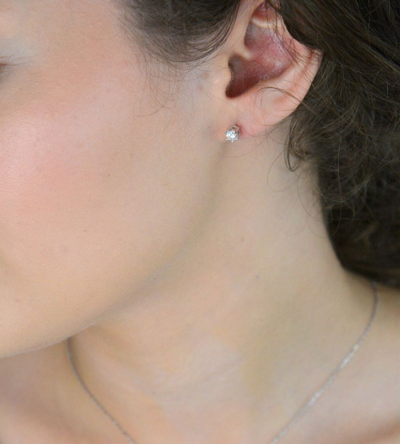 Kolczyki srebrne z moissanitem 0,30 ct – model BMCE049-4  Brizzling Jewels.jpg