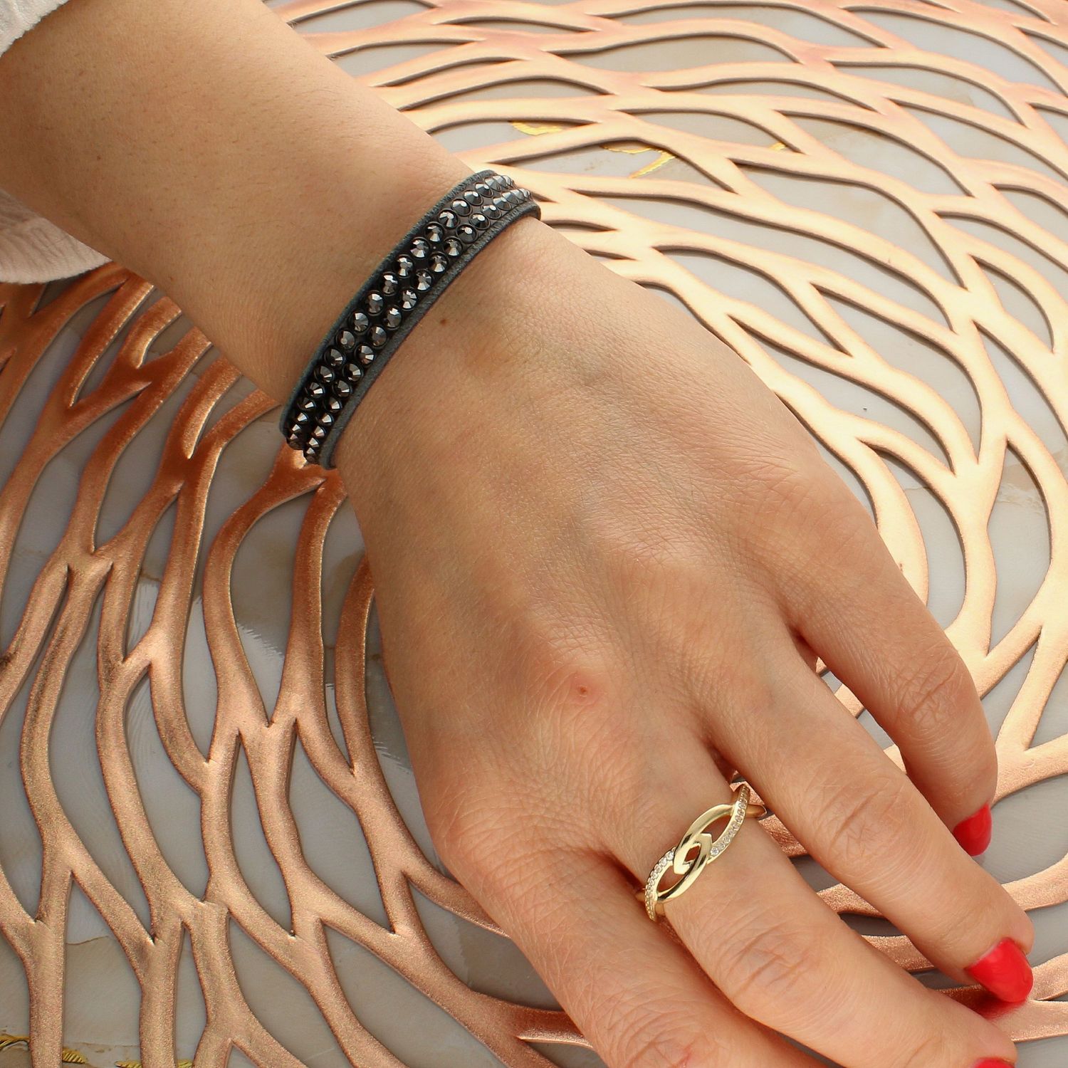 Bransoletka SPARK Swarovski z opalizującymi kryształami Swarovski BNTEX2HJ..jpg