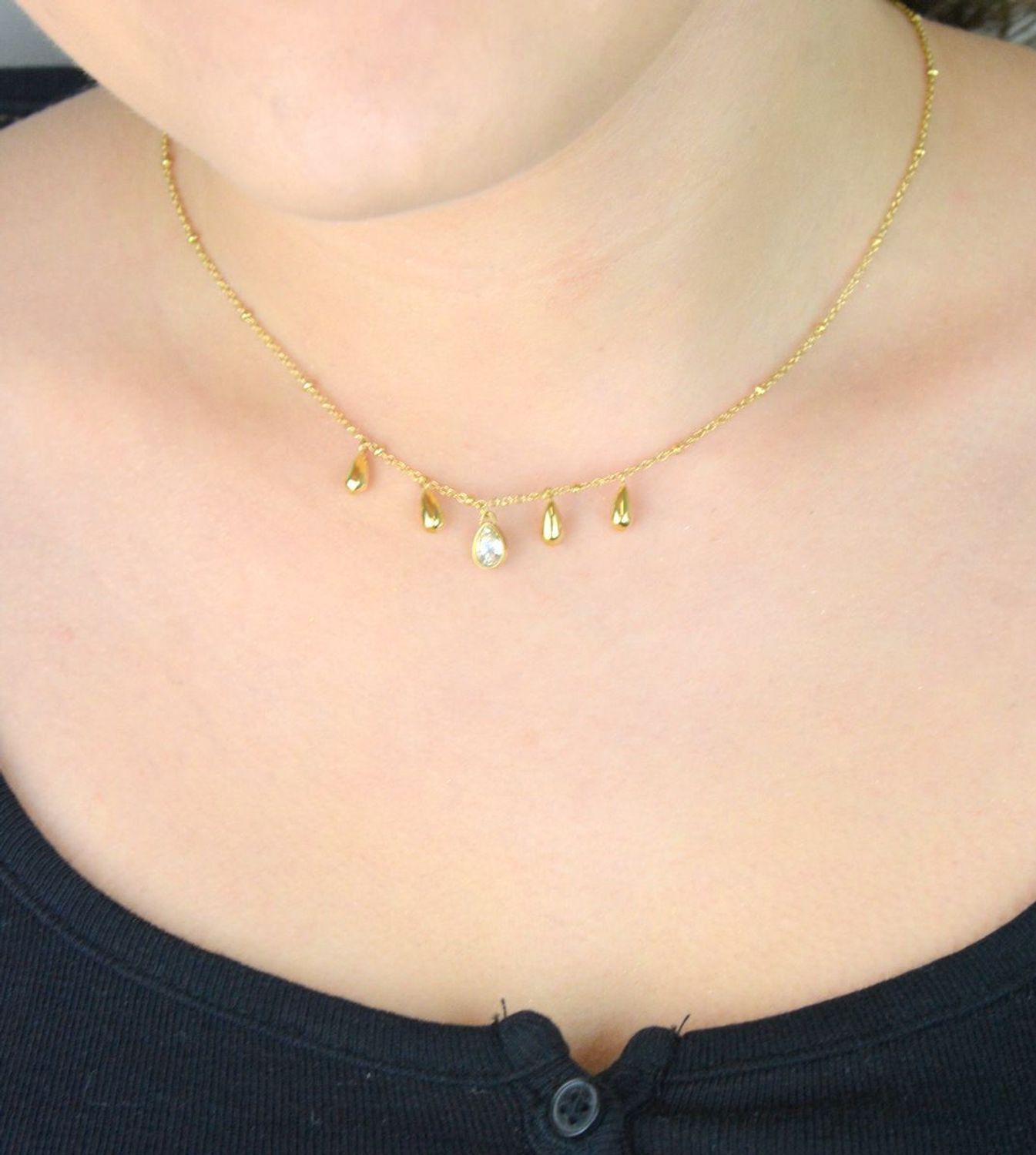 Złocony naszyjnik Brosway BPC39 z zawieszką w kształcie kropli i kryształem  Biżuteria stalowa 316L (1).jpg