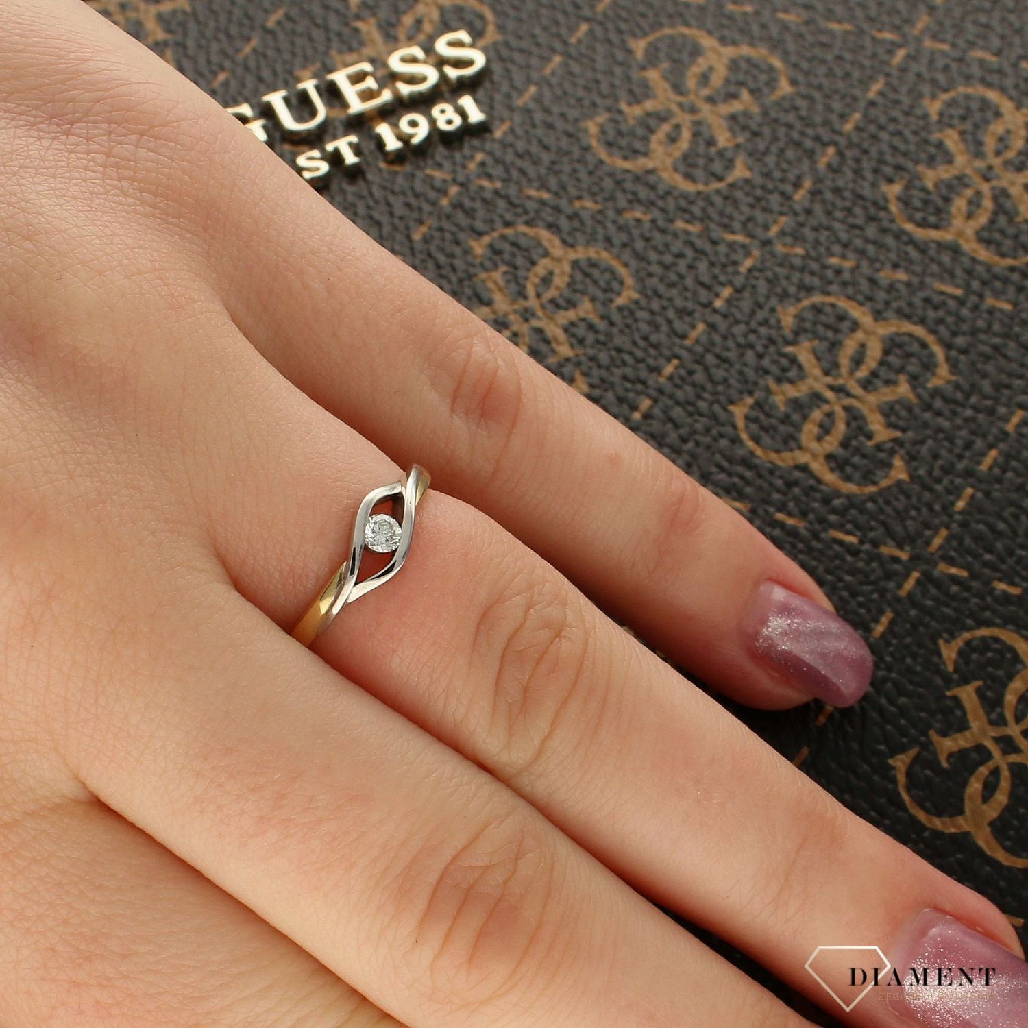 Pierścionek złoty DIAMENT białe i żółte złoto, diament, subtelny BPI2475.jpg