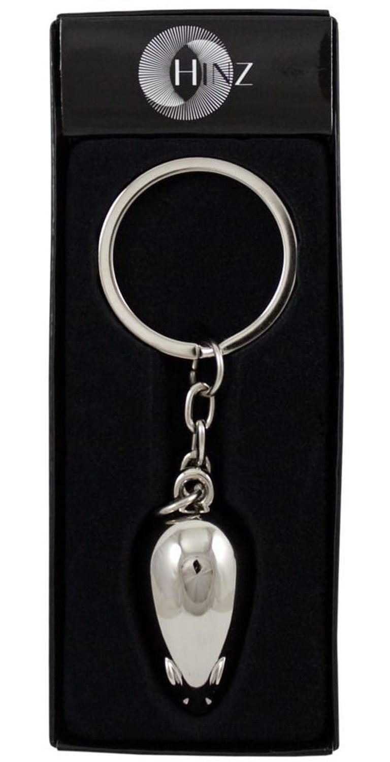 Uroczy brelok BR317 w kształcie myszki, wykonany z metalu. Długość 9,5 cm. Pakowany w eleganckie czarne flokowane pudełko z logo. Idealny prezent.3.jpg