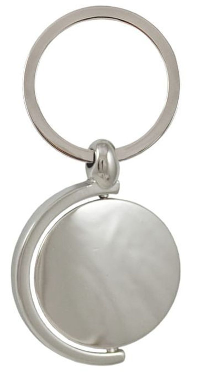 Stylowy brelok BR326 z ruchomym globusem w półkokli, wykonany z metalu. Długość 8 cm, średnica globusa 3,2 cm. Pakowany w czarne flokowane pudełko. Idealny prezent dla podróżników.1.jpg