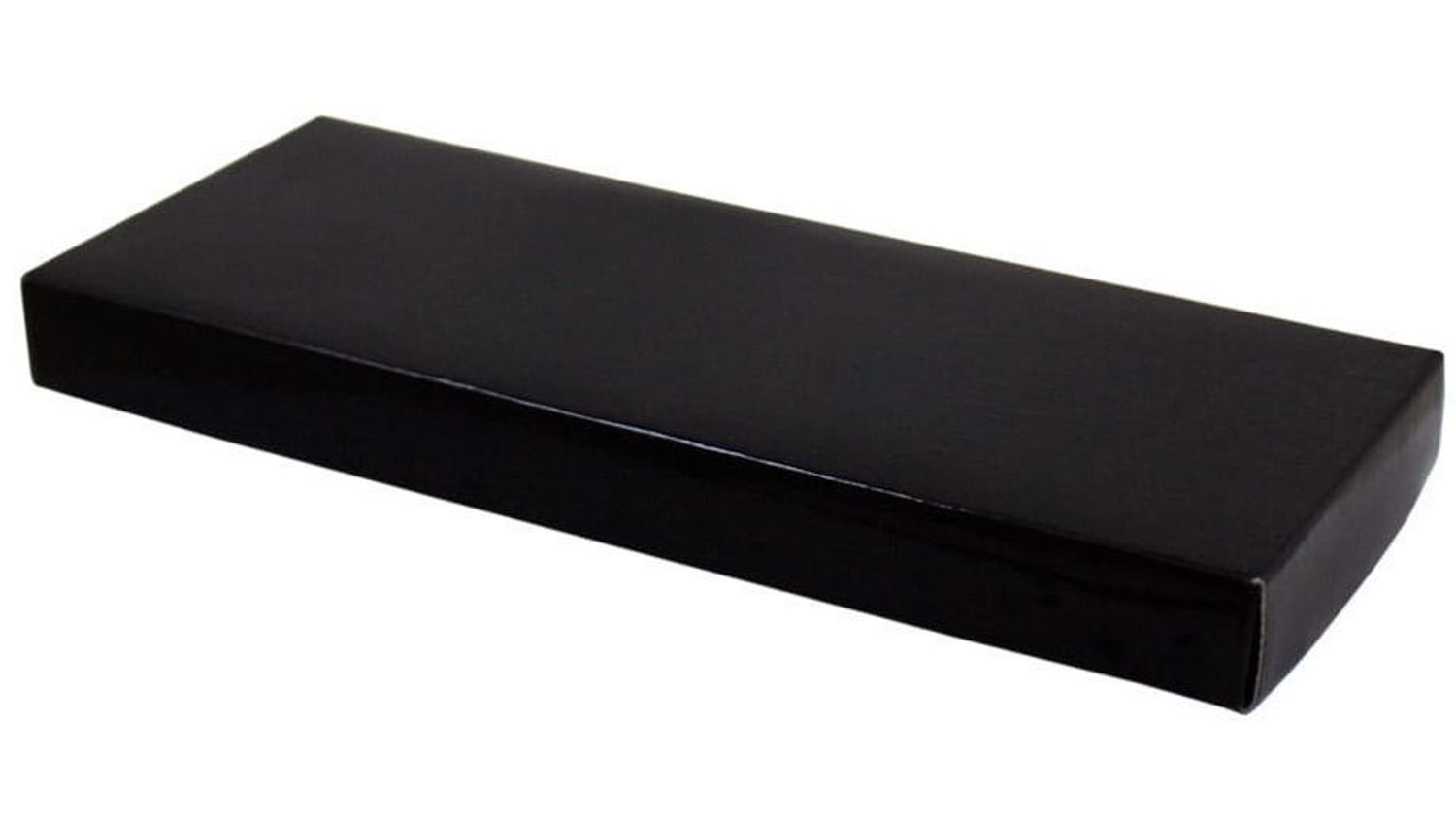 Brelok BR362 z butem piłkarskim i piłką nożną. Błyszczący metal, miejsce na grawer, długość 10 cm. Pakowany w eleganckie pudełeczko – idealny prezent dla fana futbolu.1.jpg