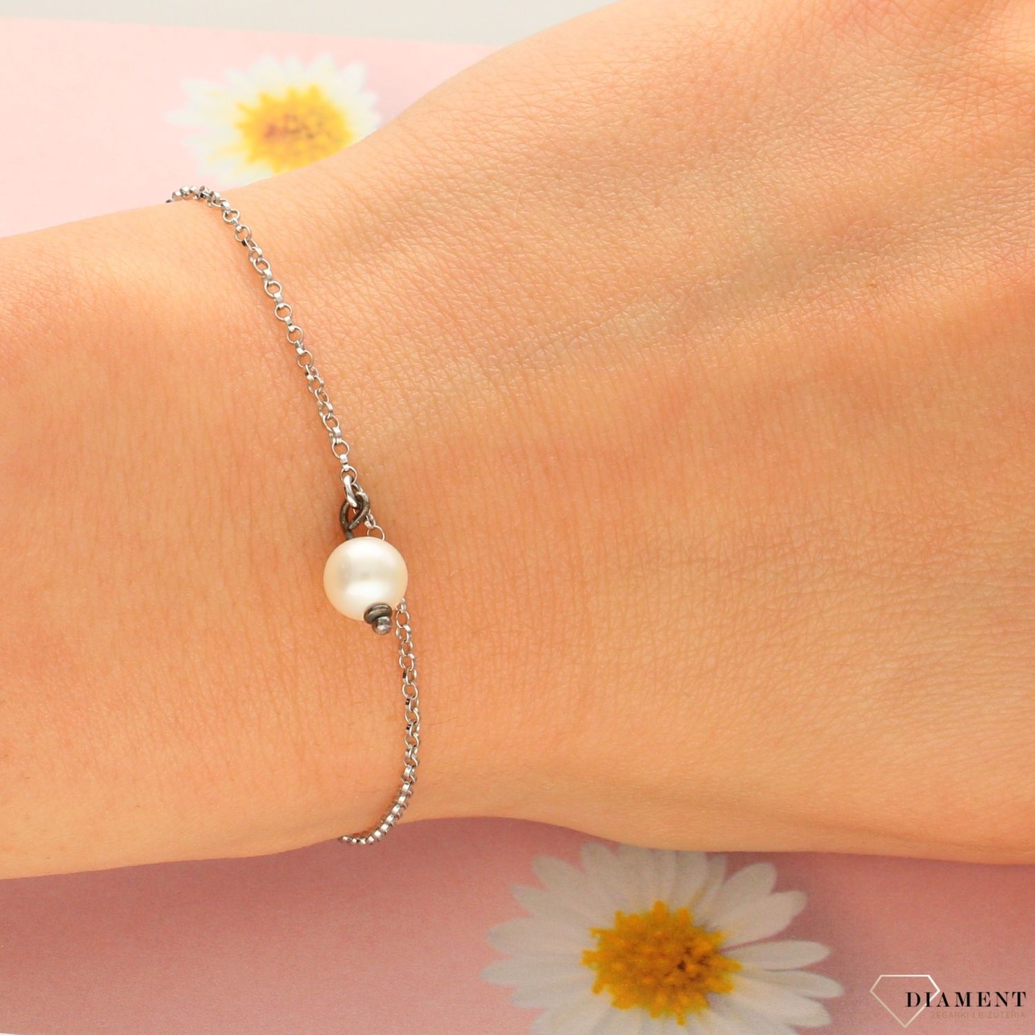 Bransoletka wisząca perełka BRA-000000-624-925 (1).jpg