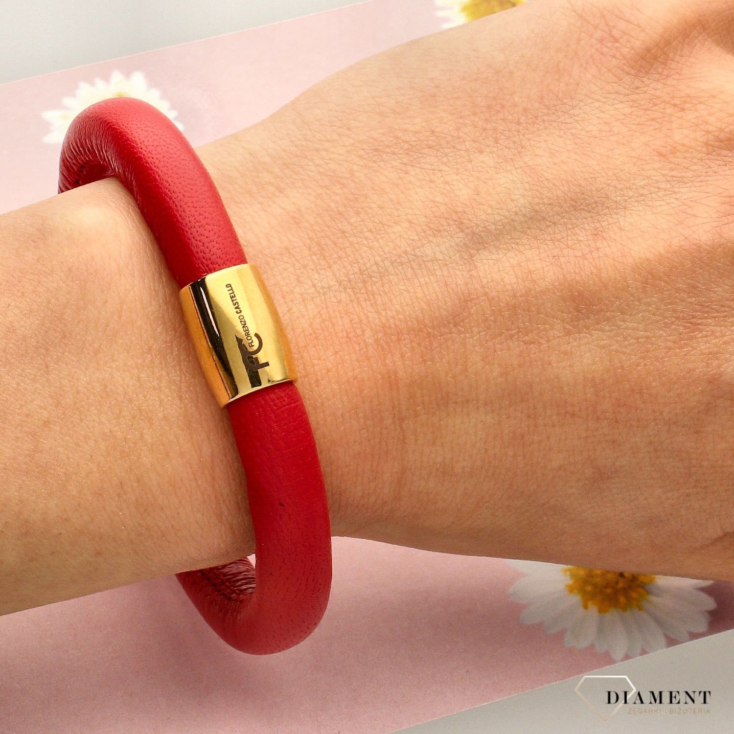 Świetna bransoletka damska wykonana z wysokiej jakości skóry naturalnej w zjawiskowym czerwonym kolorze (1).jpg