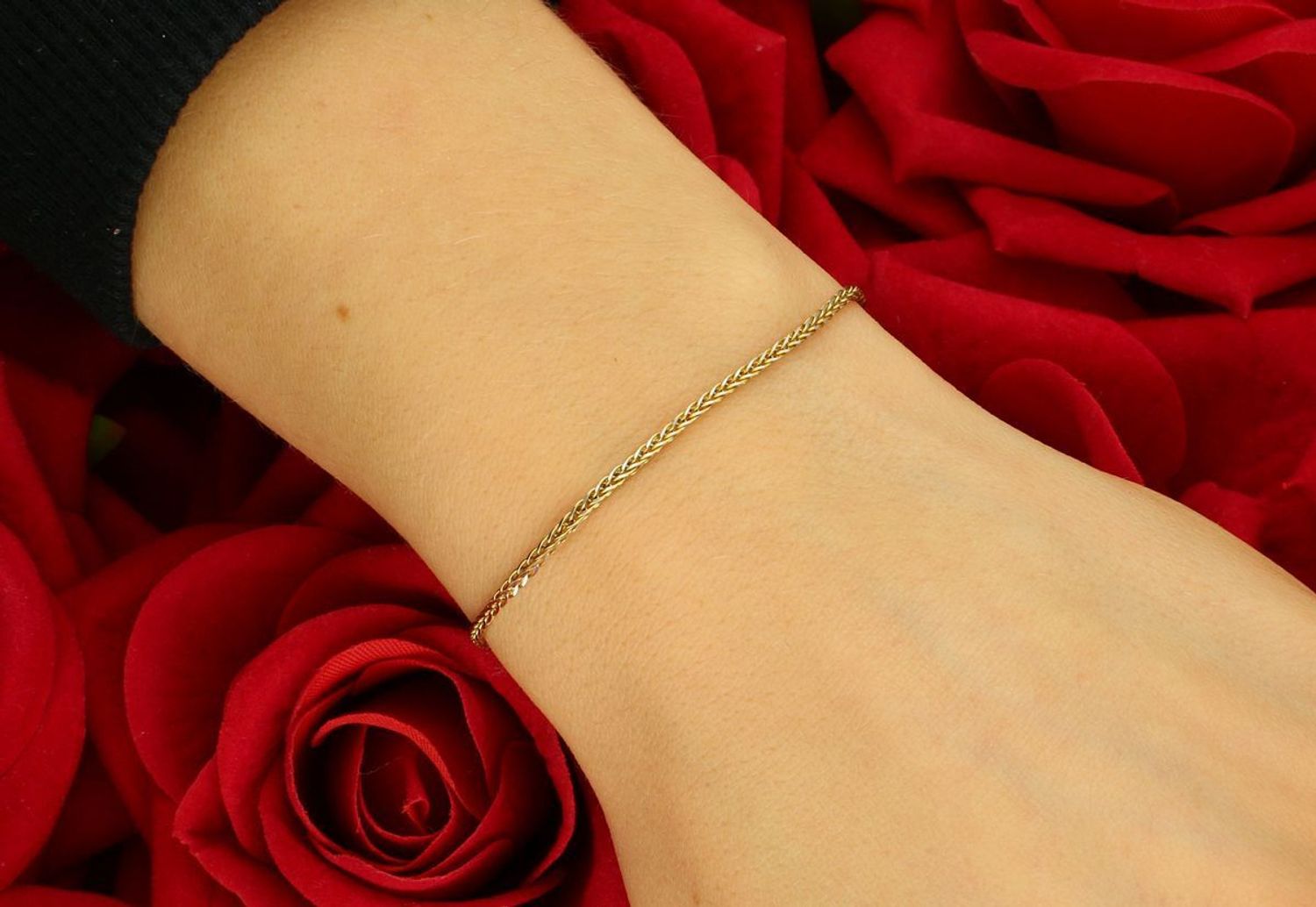 Złota bransoletka damska 333 lisi ogon. Złote Bransoletki Damskie w Sklepie z Biżuterią zegarki-diament.pl to idealny pomysł na prezent dla każdej kobiety.1.jpg