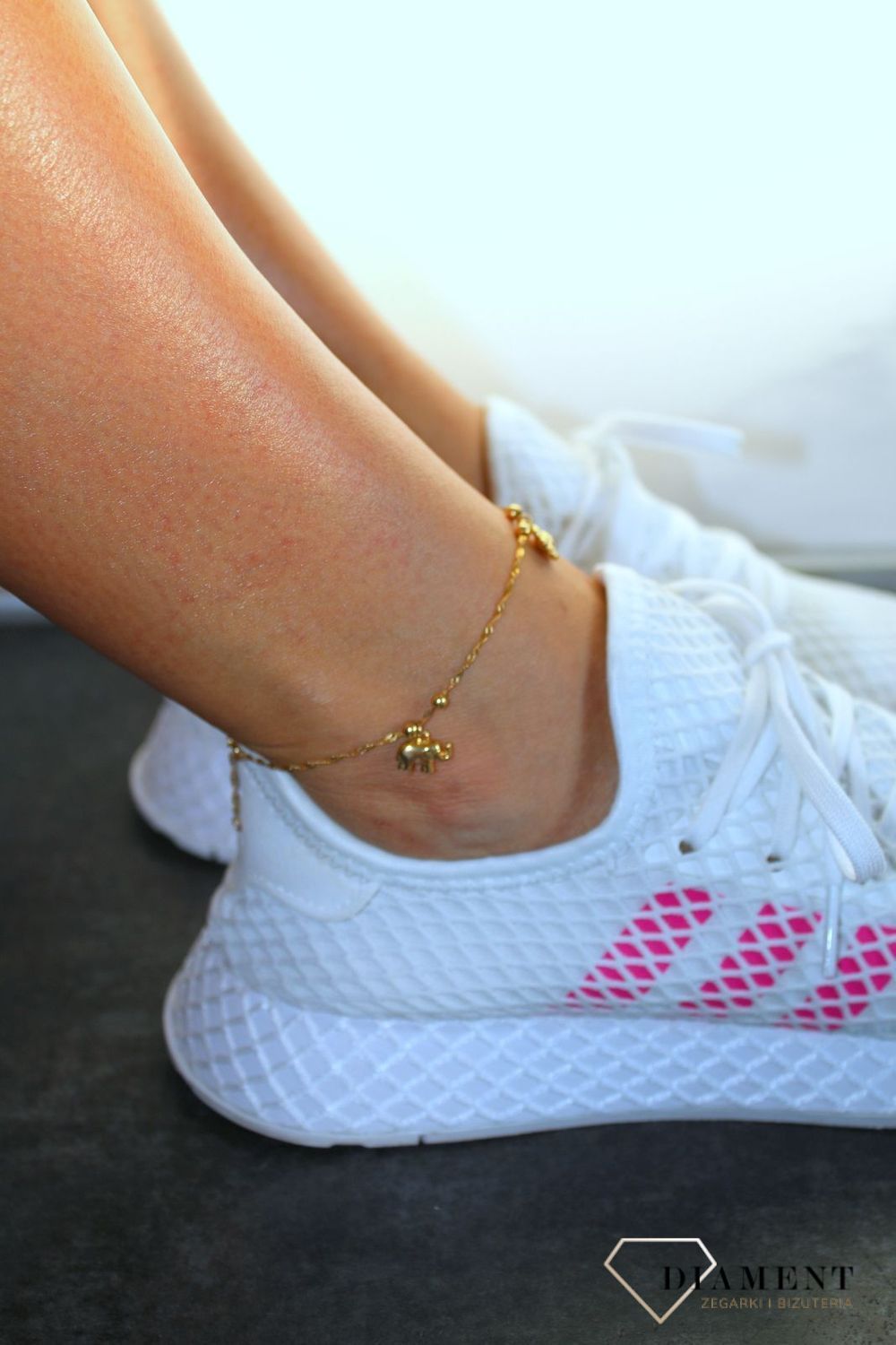 Złota bransoletka Apart na nogę z zawieszkami 585 BRA-000000-722-585v.jpg