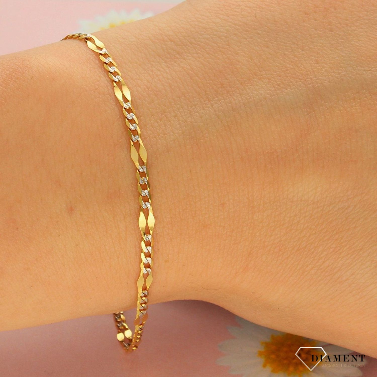 Złota bransoletka 585 Figaro Gucci z białym złotem  (2).jpg