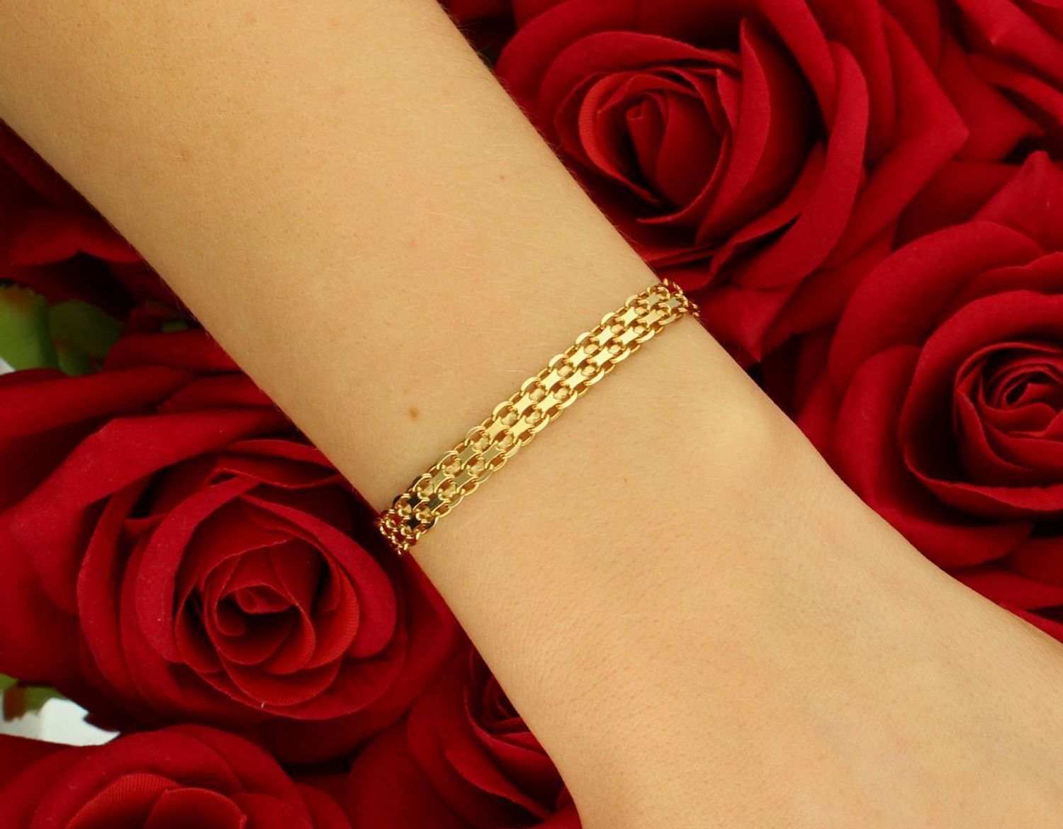 Bransoletka złota 585 Bismark Splot Bismark jest bardzo ciekawy oraz silny dzięki rzędom równoległych, owalnych ogniw połączonych ze sobą.1.jpg