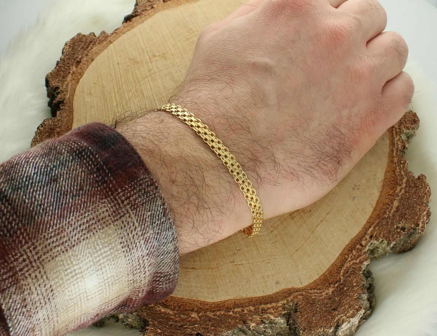 Bransoletka złota 585 Bismark Splot Bismark jest bardzo ciekawy oraz silny dzięki rzędom równoległych, owalnych ogniw połączonych ze sobą.1.jpg