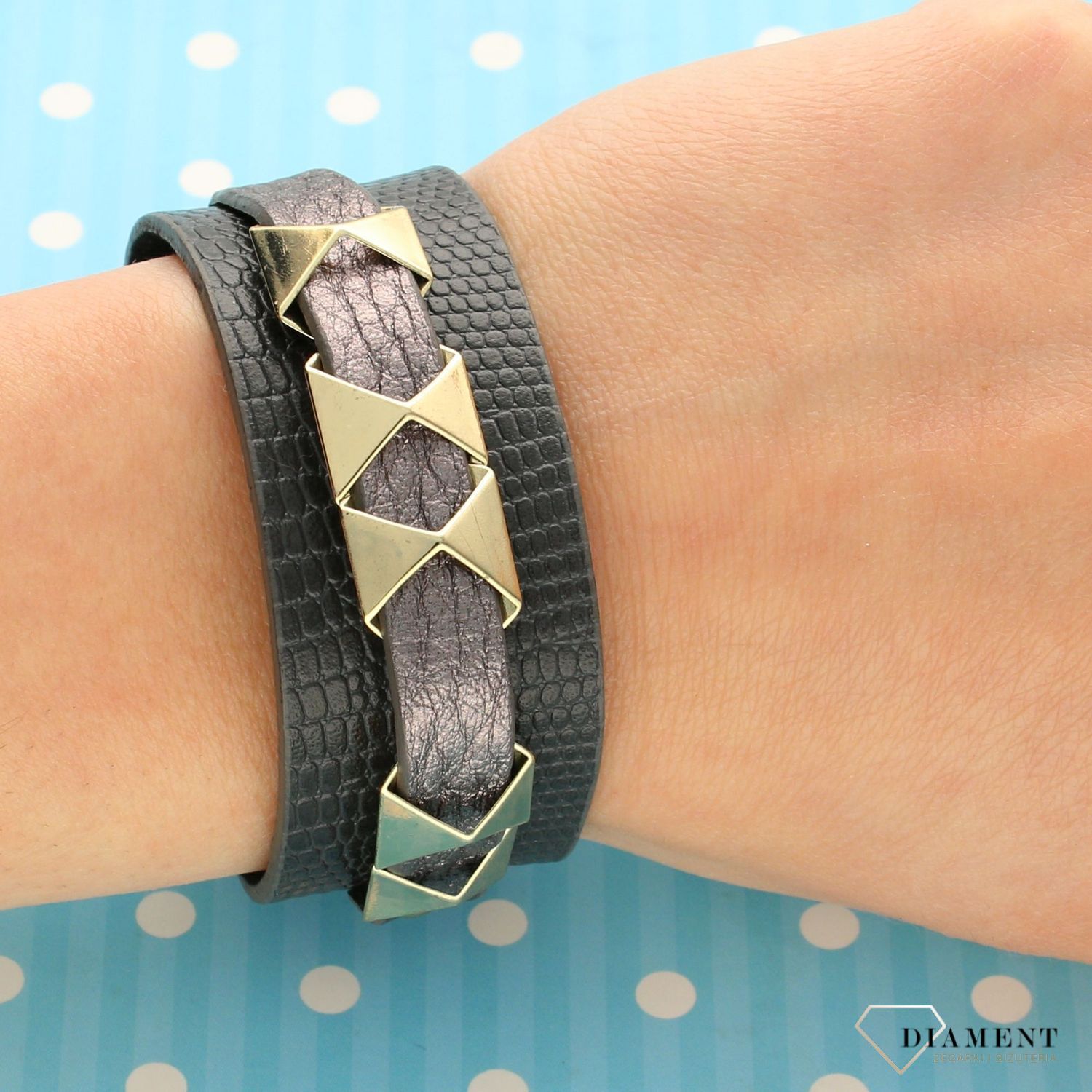 Bransoletka damska By Dziubeka ' złote ćwieki ' BRAPOIN023903000 (1).jpg