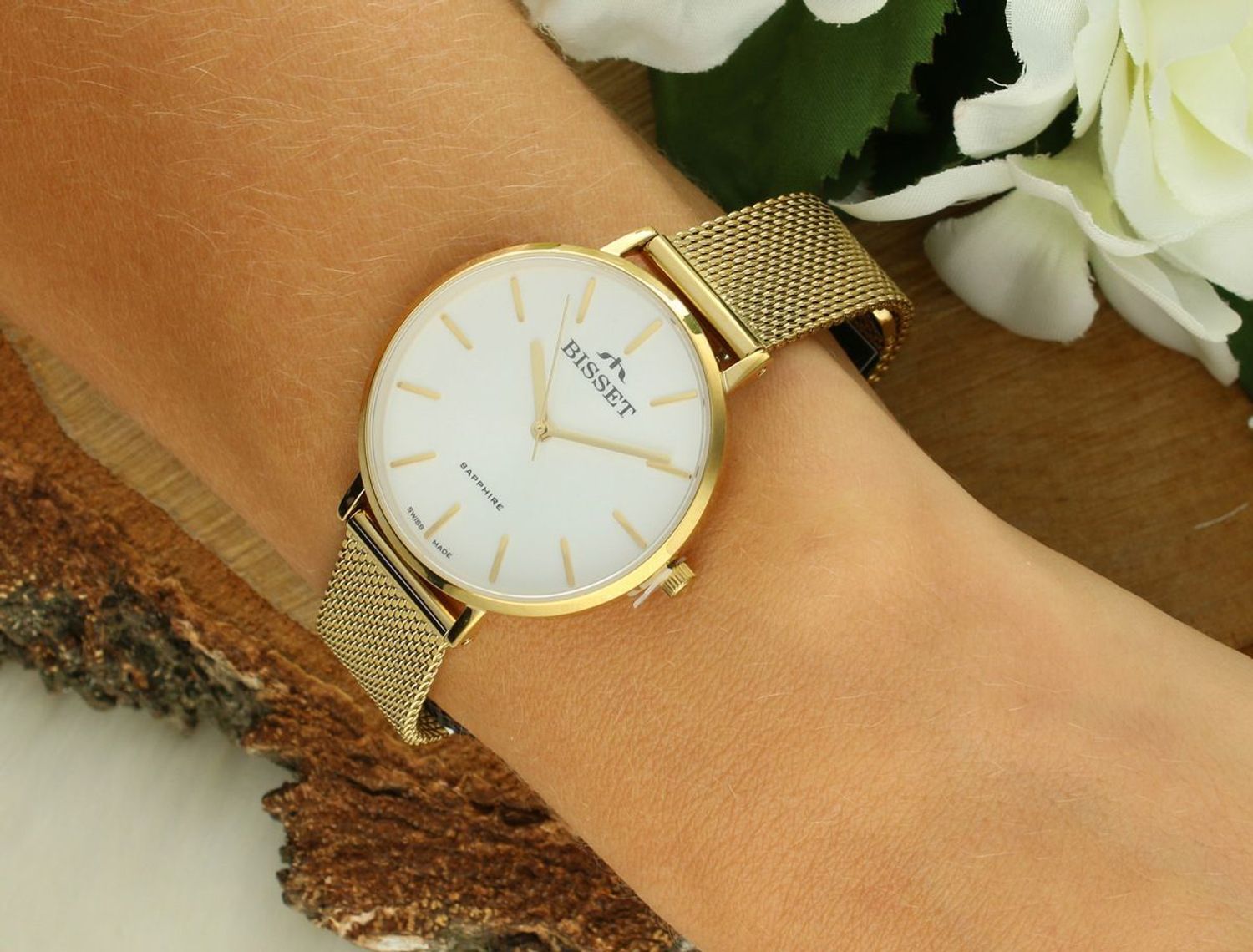 Bisset BSBF32GISX03B3 – elegancki szwajcarski zegarek klasyczny z białą tarczą, złotą kopertą i szafirowym szkłem. Bransoleta G-Link umożliwia samodzielną regulację długości.1.jpg