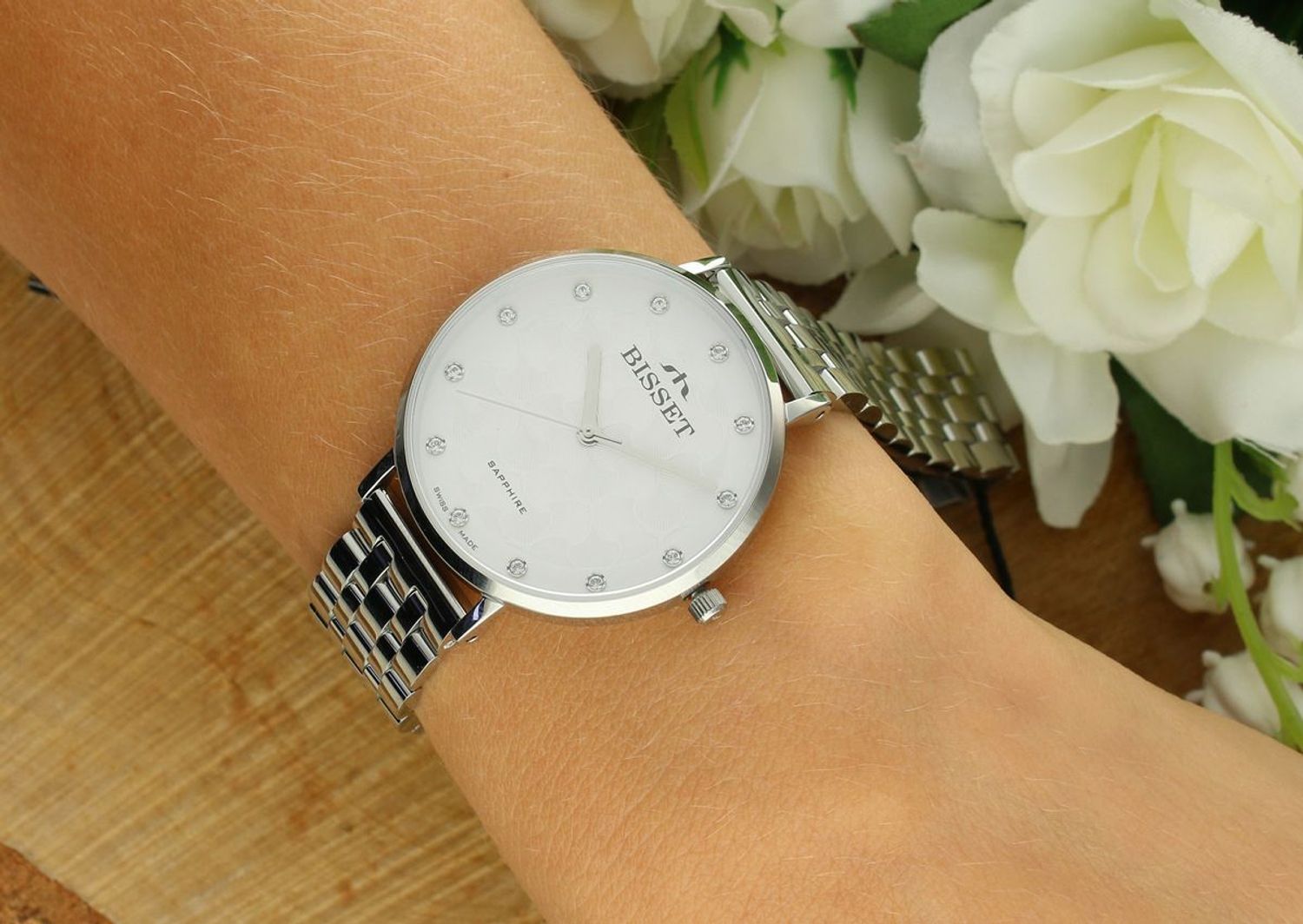 Bisset Maggiore BSBF32SISX03BX – elegancki damski zegarek szwajcarski z mechanizmem RONDA SWISS EOL, złotą kopertą i paskiem PVD, szafirowym szkłem i wodoszczelnością 30 m.11.jpg