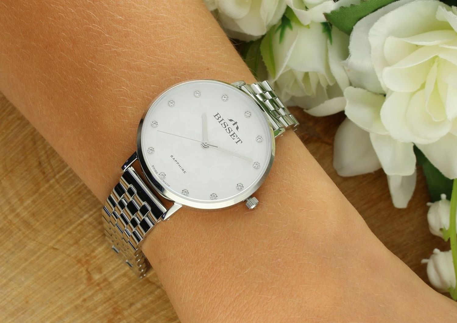 Bisset Maggiore BSBF32SISX03BX – elegancki damski zegarek szwajcarski z mechanizmem RONDA SWISS EOL, złotą kopertą i paskiem PVD, szafirowym szkłem i wodoszczelnością 30 m.11.jpg