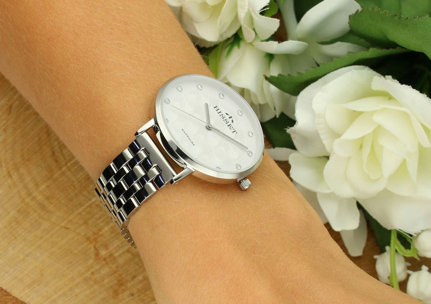 Bisset Maggiore BSBF32SISX03BX – elegancki damski zegarek szwajcarski z mechanizmem RONDA SWISS EOL, złotą kopertą i paskiem PVD, szafirowym szkłem i wodoszczelnością 30 m.11.jpg