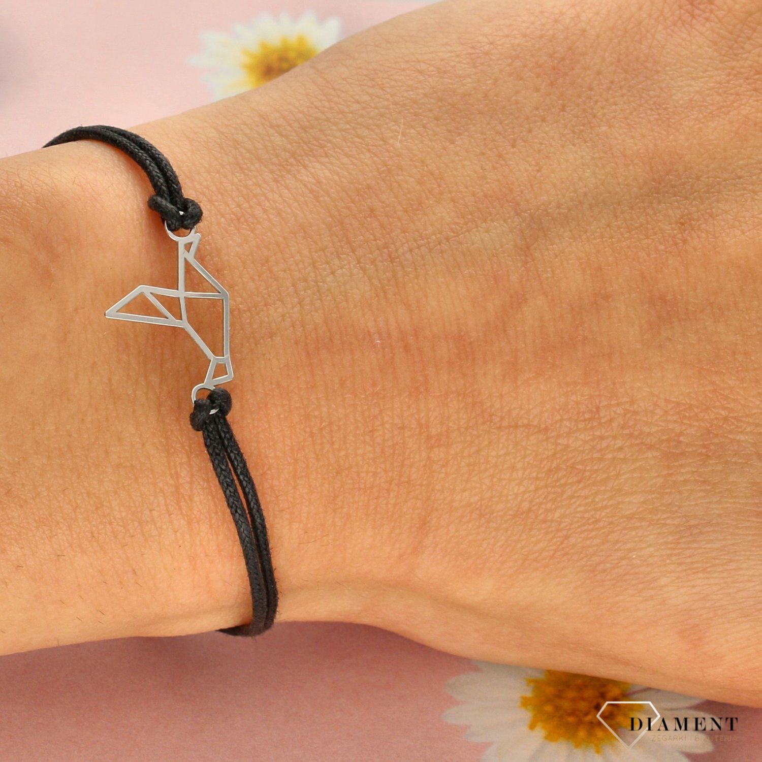 Bransoletka sznureczek Infinity BTBZ014816 z koliberkiem (1).jpg