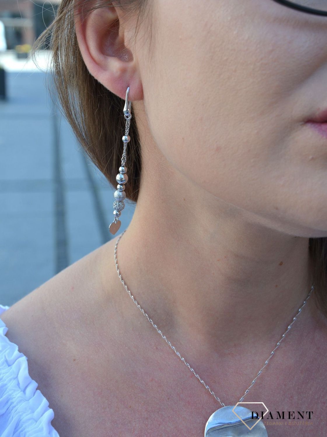 Srebrne kolczyki wiszące kuleczki zakończone sercem BTKZ0009.jpg