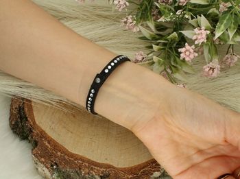 Bransoletka Swarovski czarna Tennis Solo Crystal BZTR1CZC tył.jpg