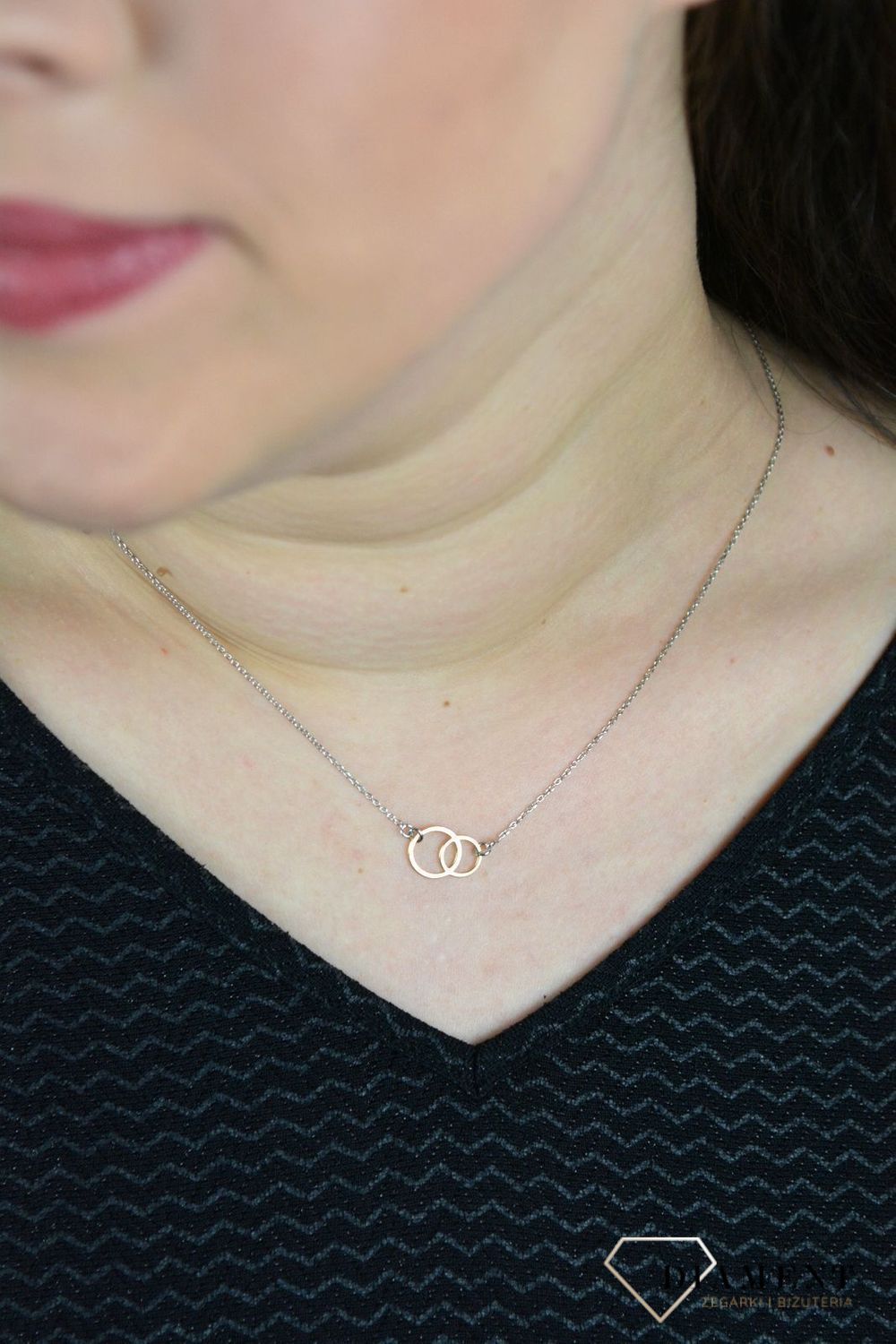 Srebrny naszyjnik celebrytka z pozłacanymi zawieszkami CRMCL007030.jpg