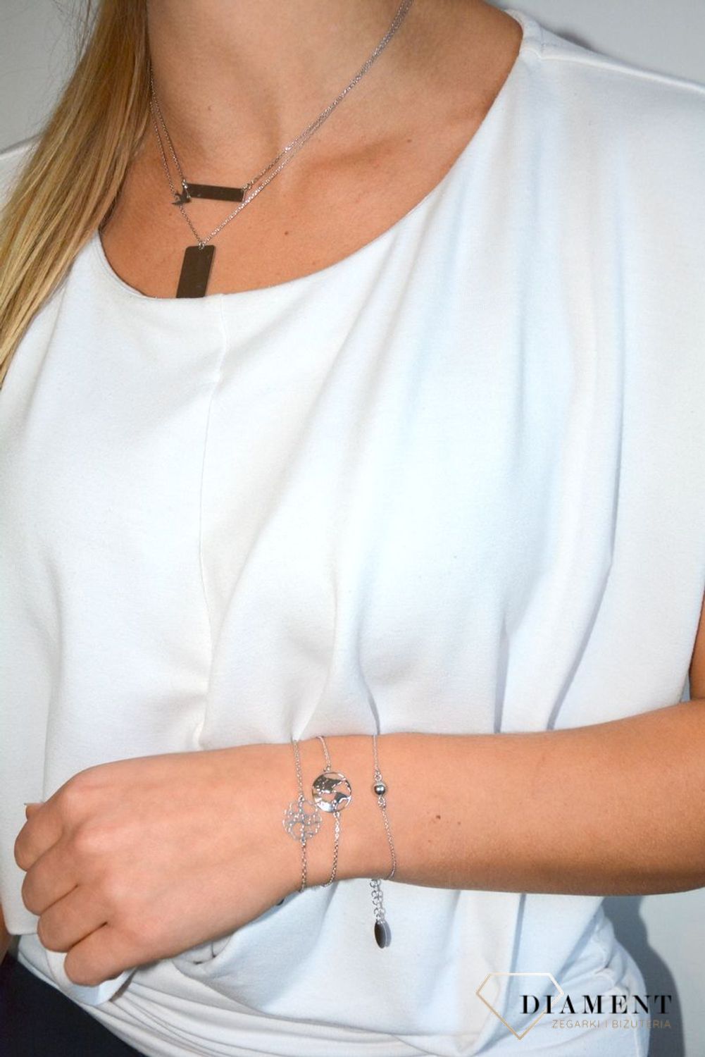 Srebrny naszyjnik CRM74045.jpg