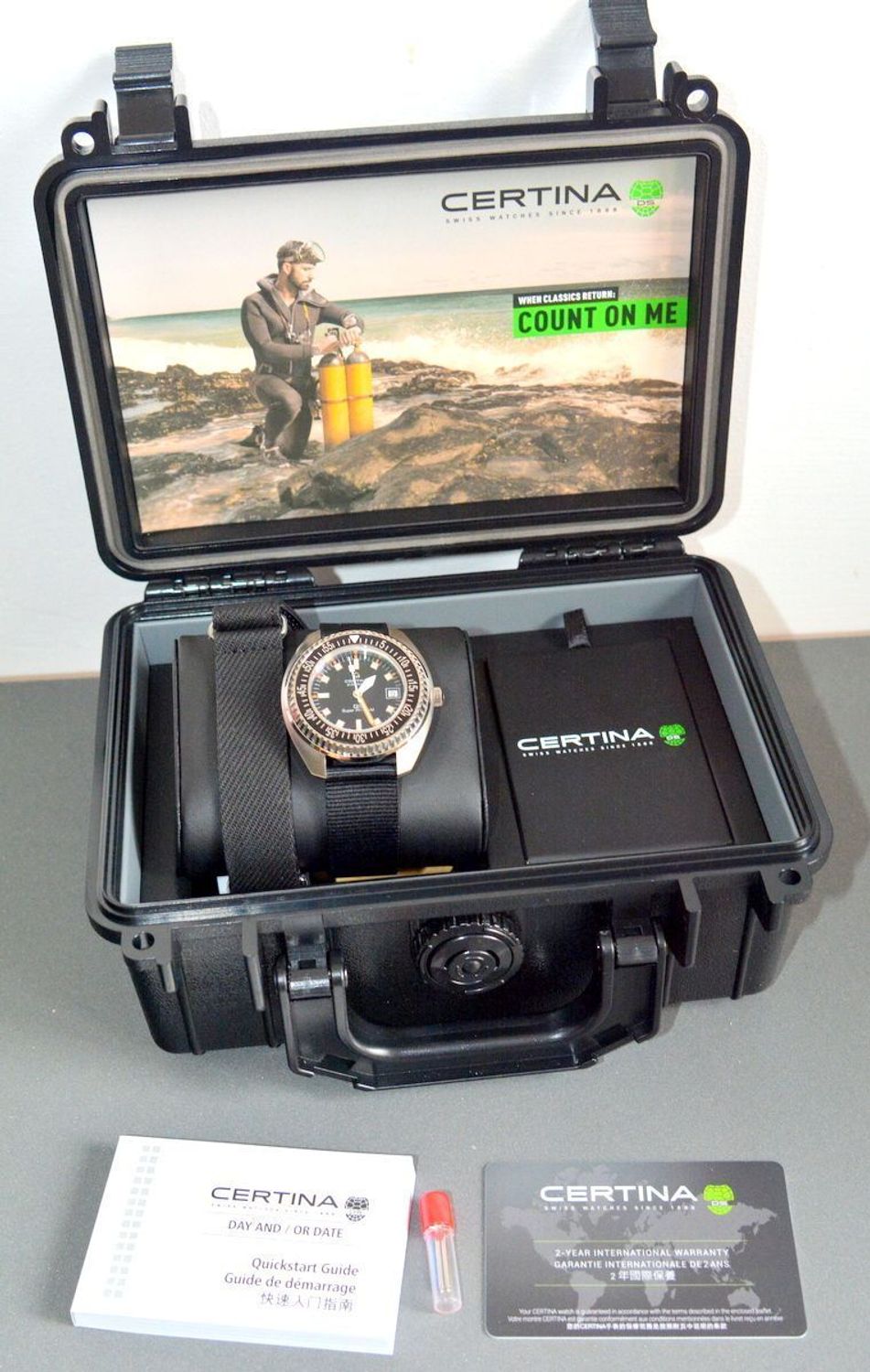Zegarek męski Certina DS SUPER PH1000M C024.907.18.051.00. Męski zegarek automatyczny. Męski zegarek Certina. Zegarek męski Certina powermatic 80. Zegarek dla nurków. Zegarek Certina idealny na prezent dla mężczyzny (3).jpg