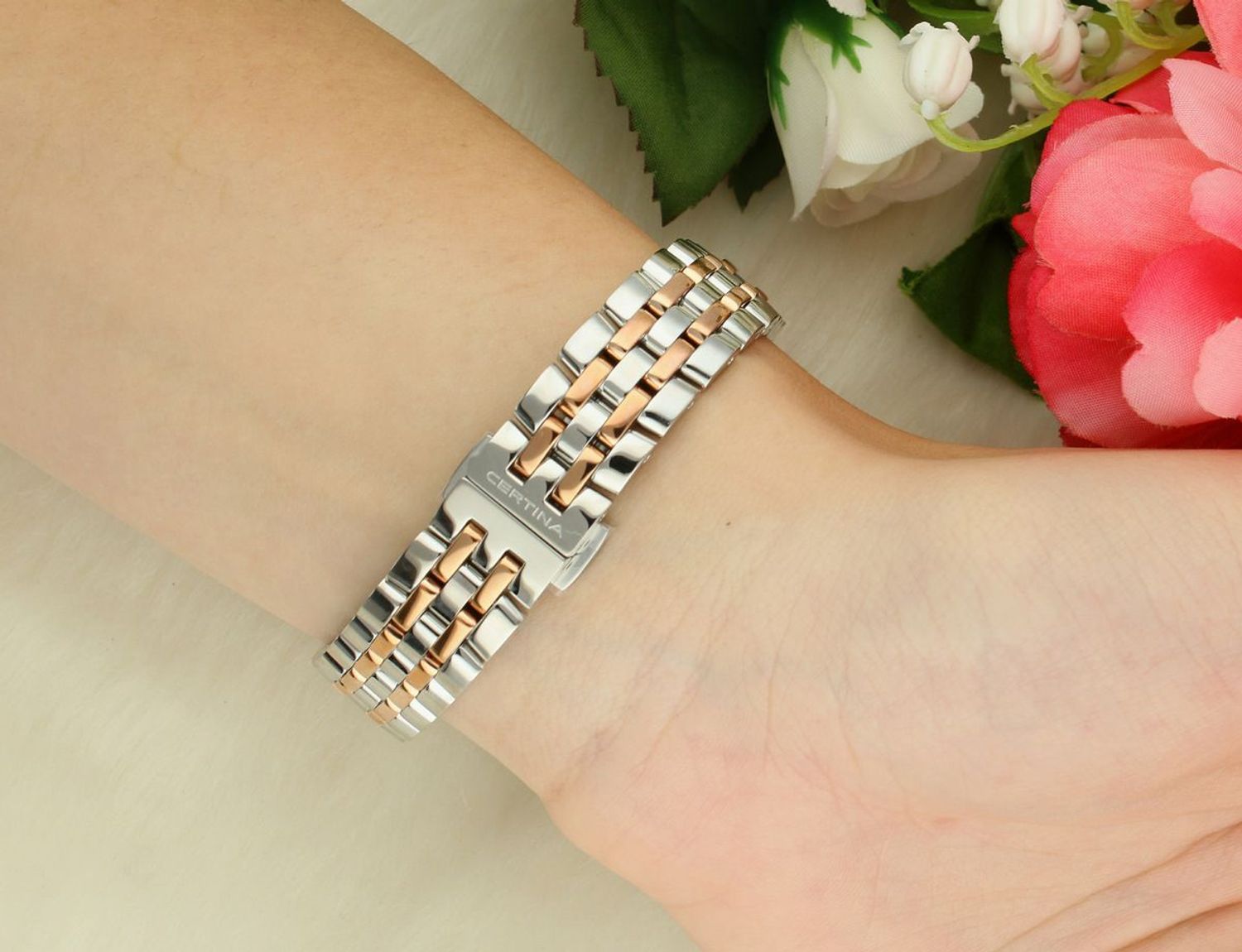 Poznaj Certina Aqua DS Action Lady Powermatic 80 – damski zegarek z brązową tarczą z masy perłowej, 8 diamentami, mechanizmem automatycznym ETA Powermatic 80, wodoszczelnością 20 ATM i szafirowym.jpg