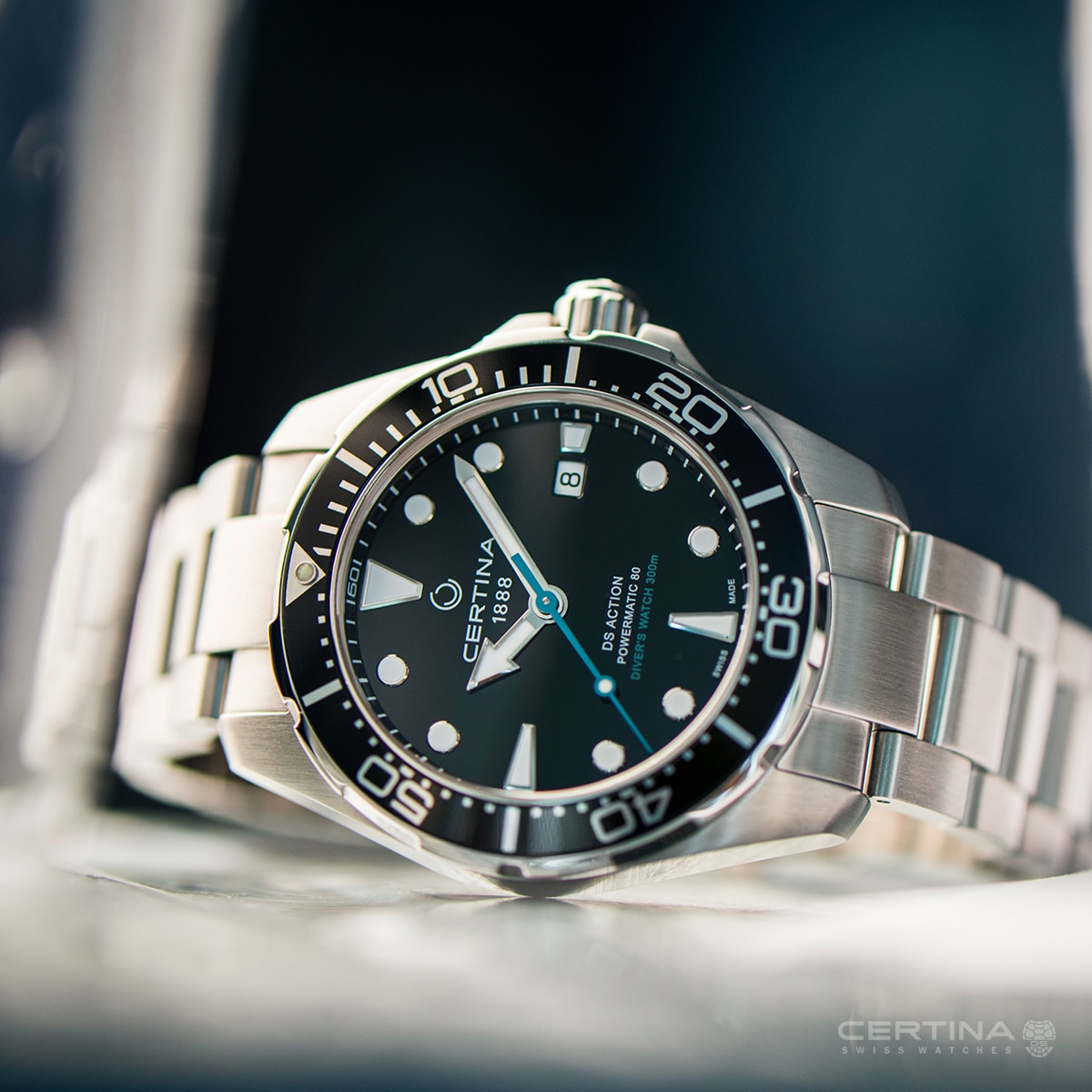 Certina-C032.407.11.051.10.jpg