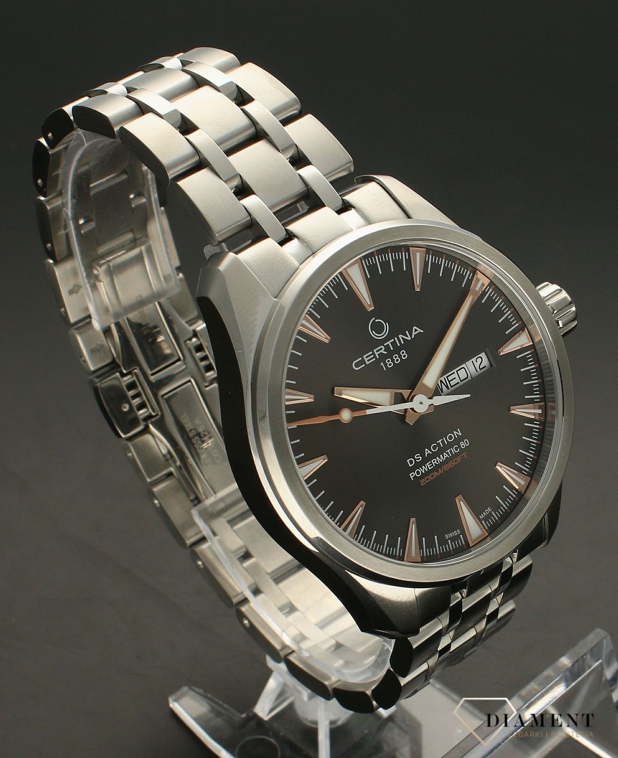 Zegarek męski Certina DS Action Day-Date C032.430.11.081.01 wyposażony jest w mechanizm automatyczny POWERMATIC 80, który gromadzi energię dzięki wahnikowi. Zegarek męski sportowy. Zegarek do nurkowania. Zegarek idealny na prezent..jpg