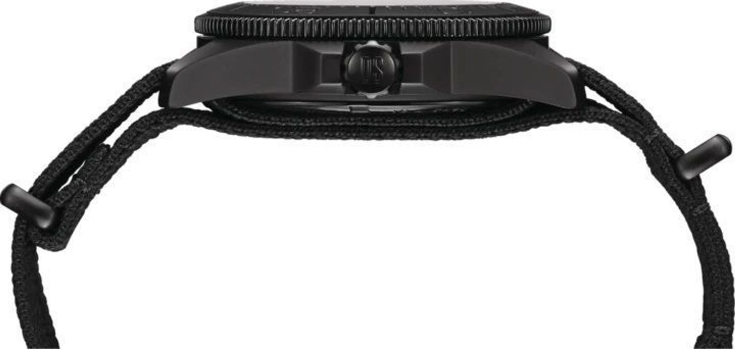 Zegarek męski Certina DS Action Diver Powermatic 80 C032.607.38.051.00. Zegarek męski automat. Zegarek męski do nurkowania z obracanym bezlem. Męski zegarek czarny. Szwajcarski zegarek do nurkowania.Zegarek z zakr.jpg