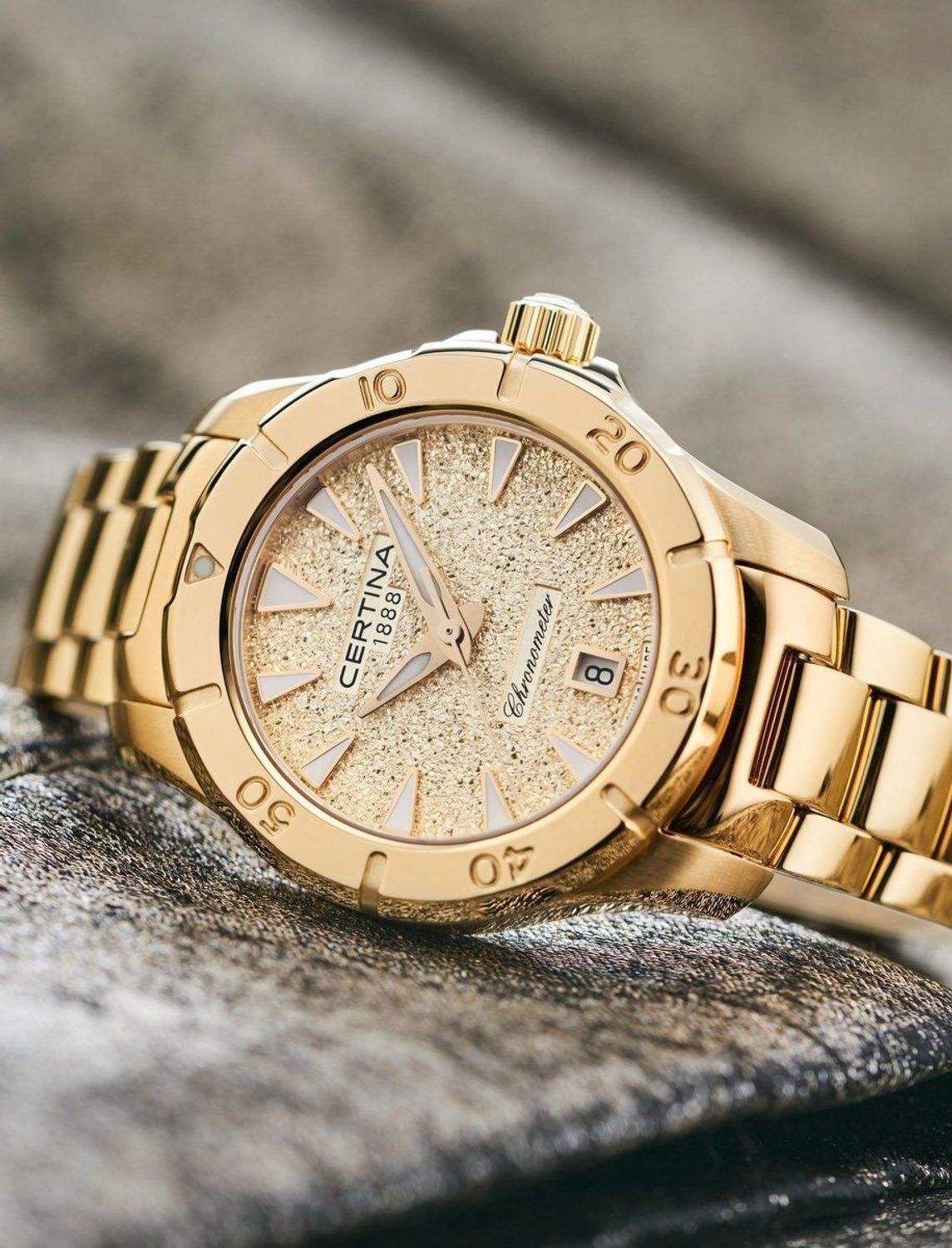 Zegarek damski Certina DS Action Lady C032.951.33.361 (2).jpg