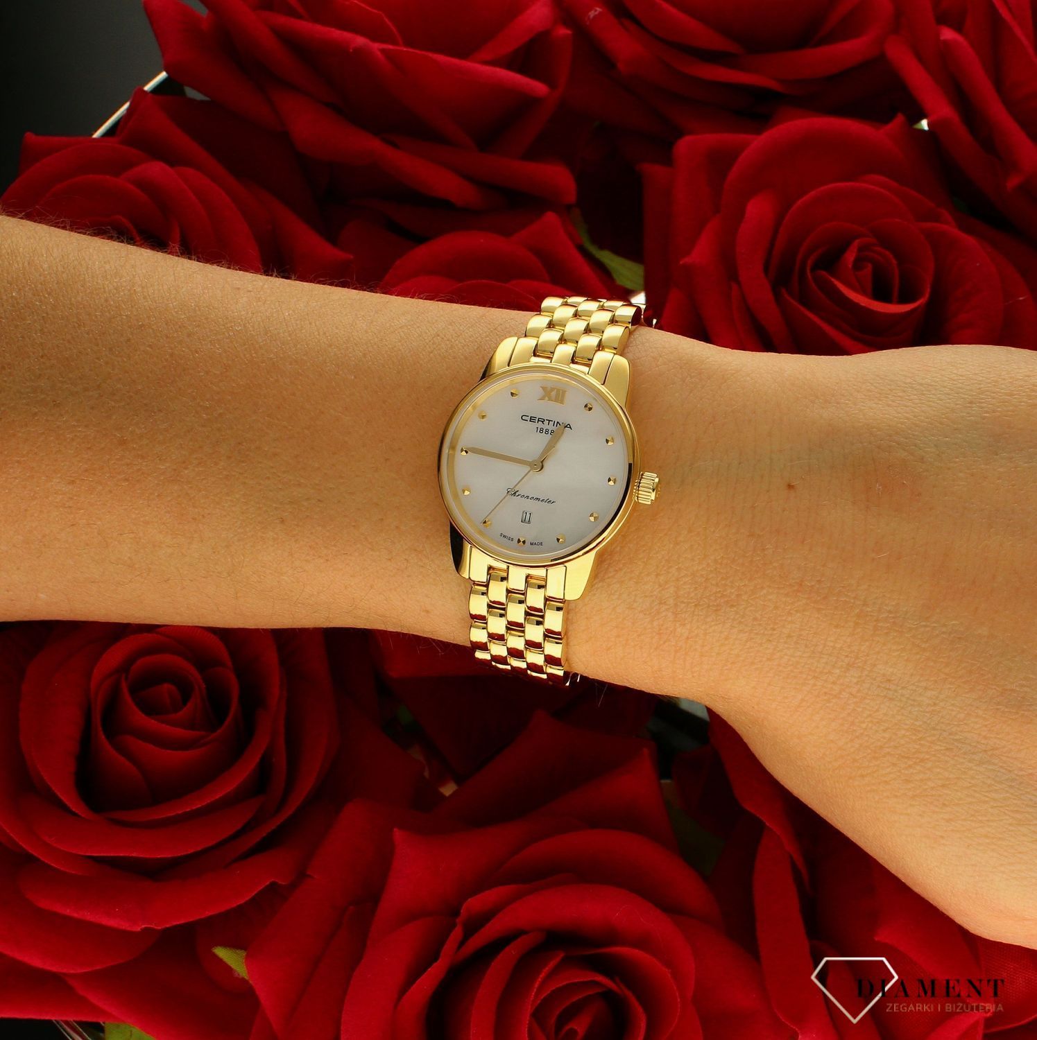 Zegarek damski Certina DS-8 Lady C033.051.33.118.00. Zegarek wyposażony w system DS, czyli podwójne zabezpieczenie. Zegarek z perłową tarczą. Damski zegarek z wysoką wodoszczelnością. Zegarek idealny na prezent.  (3).jpg