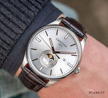 Zegarek męski Certina DS 8 Moon Phase C033.457.16.031.00. W tym modelu Certina zestawia klasyczny wskaźnik faz księżyca z oryginalnym, nowoczesnym designem. Zegarek na brązowym pasku Certina. Zegarek męski idealny na prezent (4).jpg