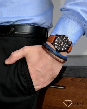 Oryginalny stylowy zegarek męski ♂ na pasku skórzanym marki Certina, ⌚ model DS-8 COSC Chronometer Black PVD, C033.851.36.057.00 (1).JPG