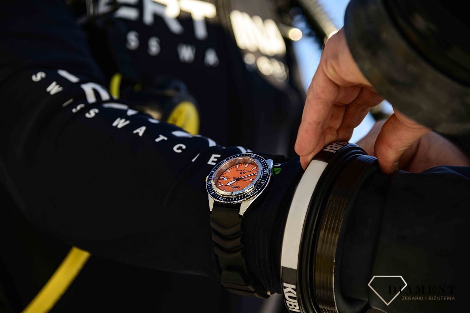 Zegarek męski Certina DS Super PH500M Powermatic 80 Orange Diver (2).jpg