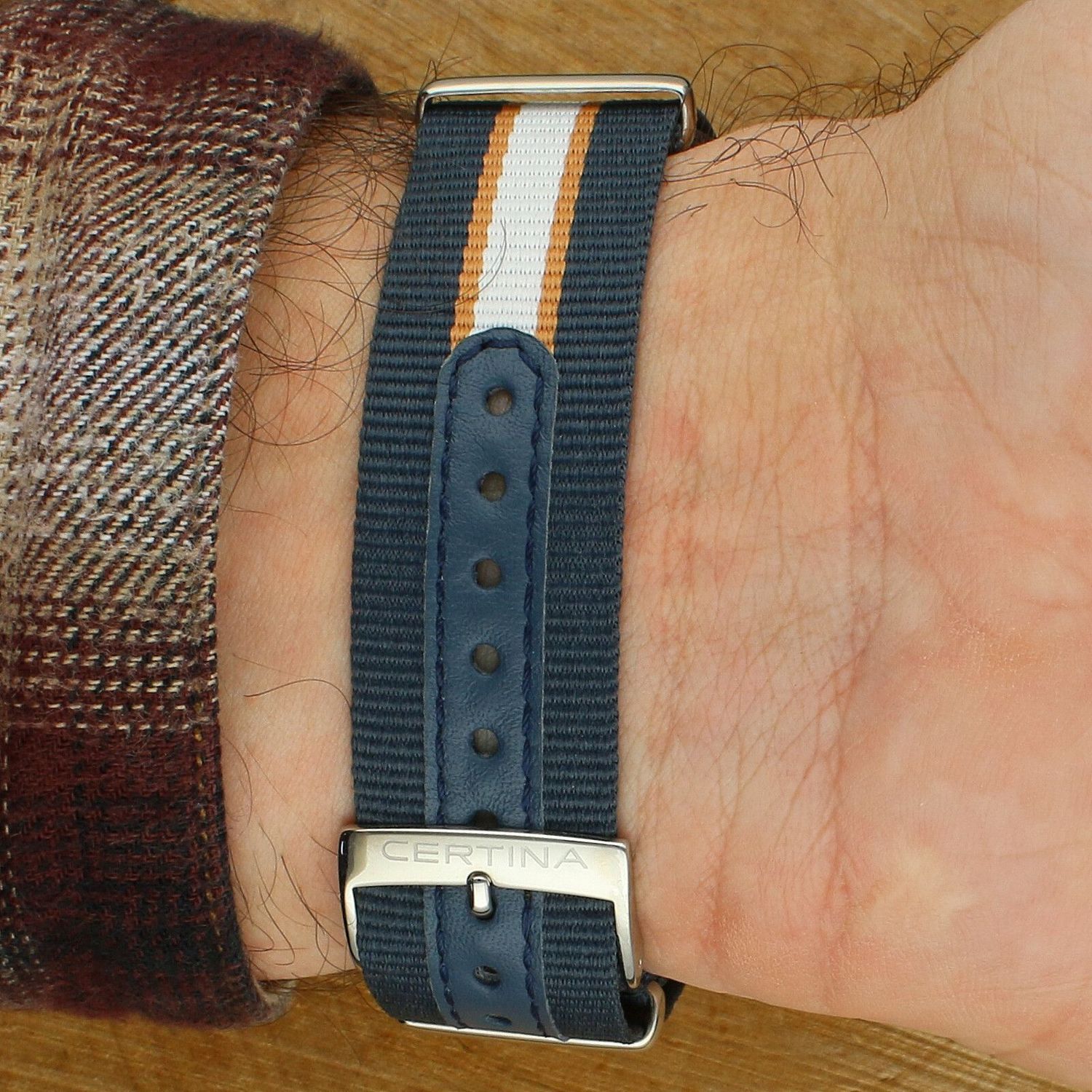 Zegarek męski na pasku parcianym Certina DS Powermatic 80 C038.407.18.047.00.jpg